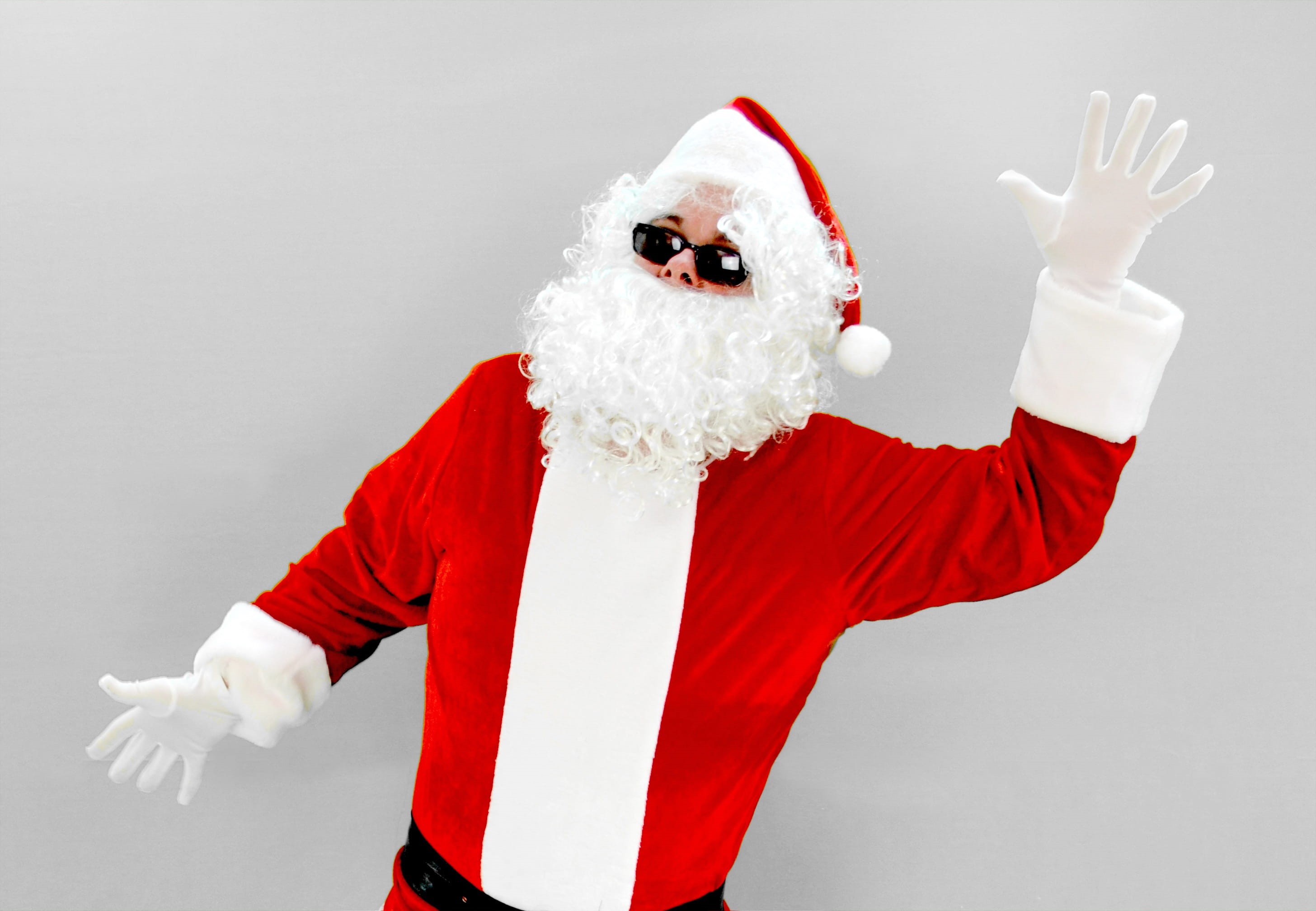 arms raised, holidays And Celebrations, comedy, christmas, studio Shot, costume, human arm, men, Dancing, looking at camera, caucasian Ethnicity, human body part, HD Wallpaper