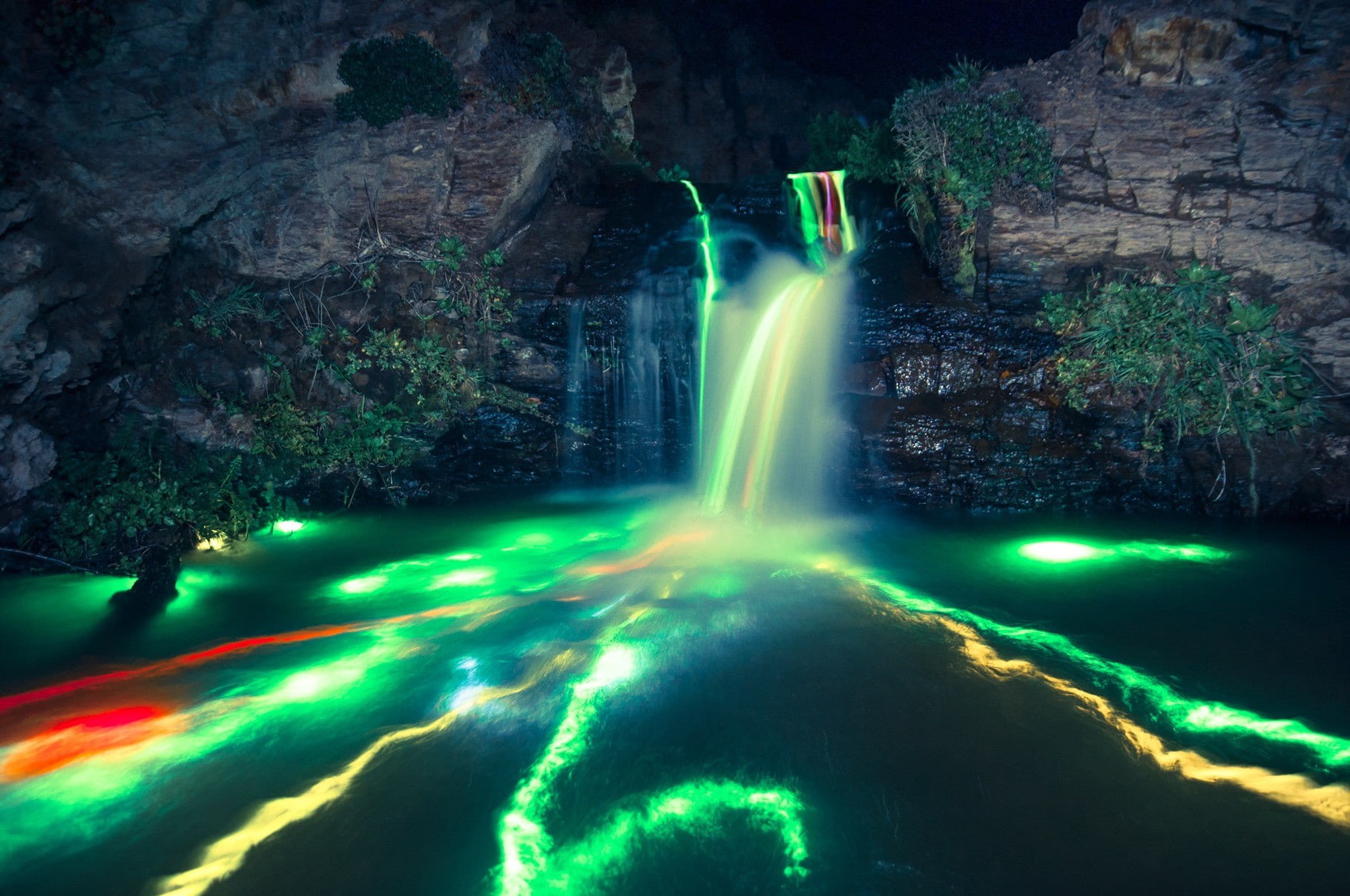 solid, streamlined, green color, rock - object, no people, waterfall, water, travel destinations, flowing, 720P, motion, colorful, turquoise colored, rock, HD Wallpaper