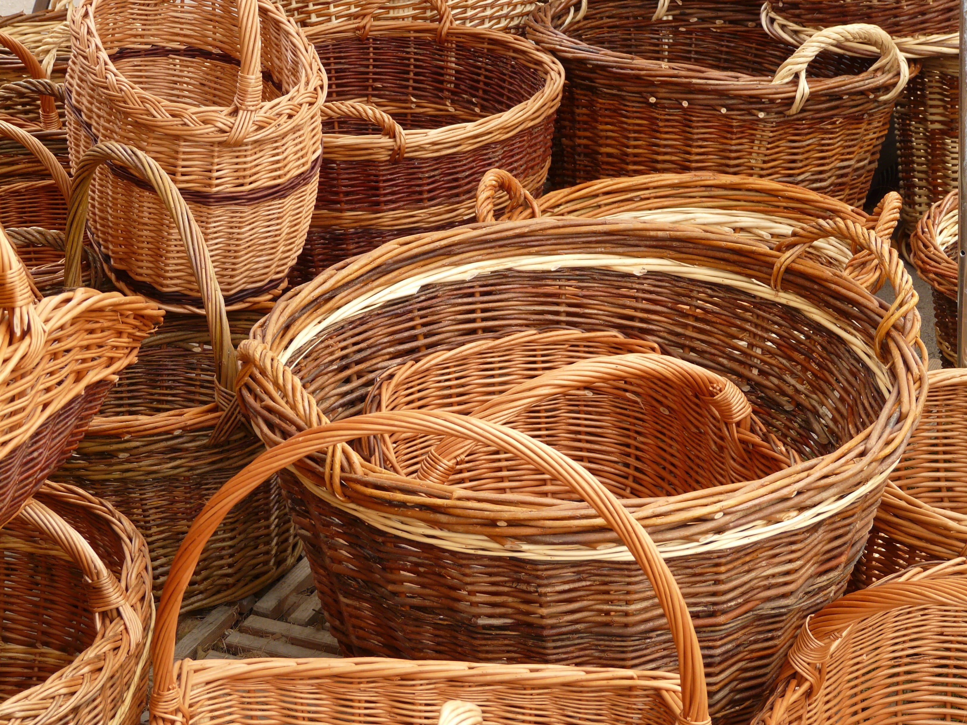 full frame, pattern, stack, backgrounds, container, fishing industry, braided material, intertwined, sell, detail, rope, day, baskets, brown, lot, market, HD Wallpaper