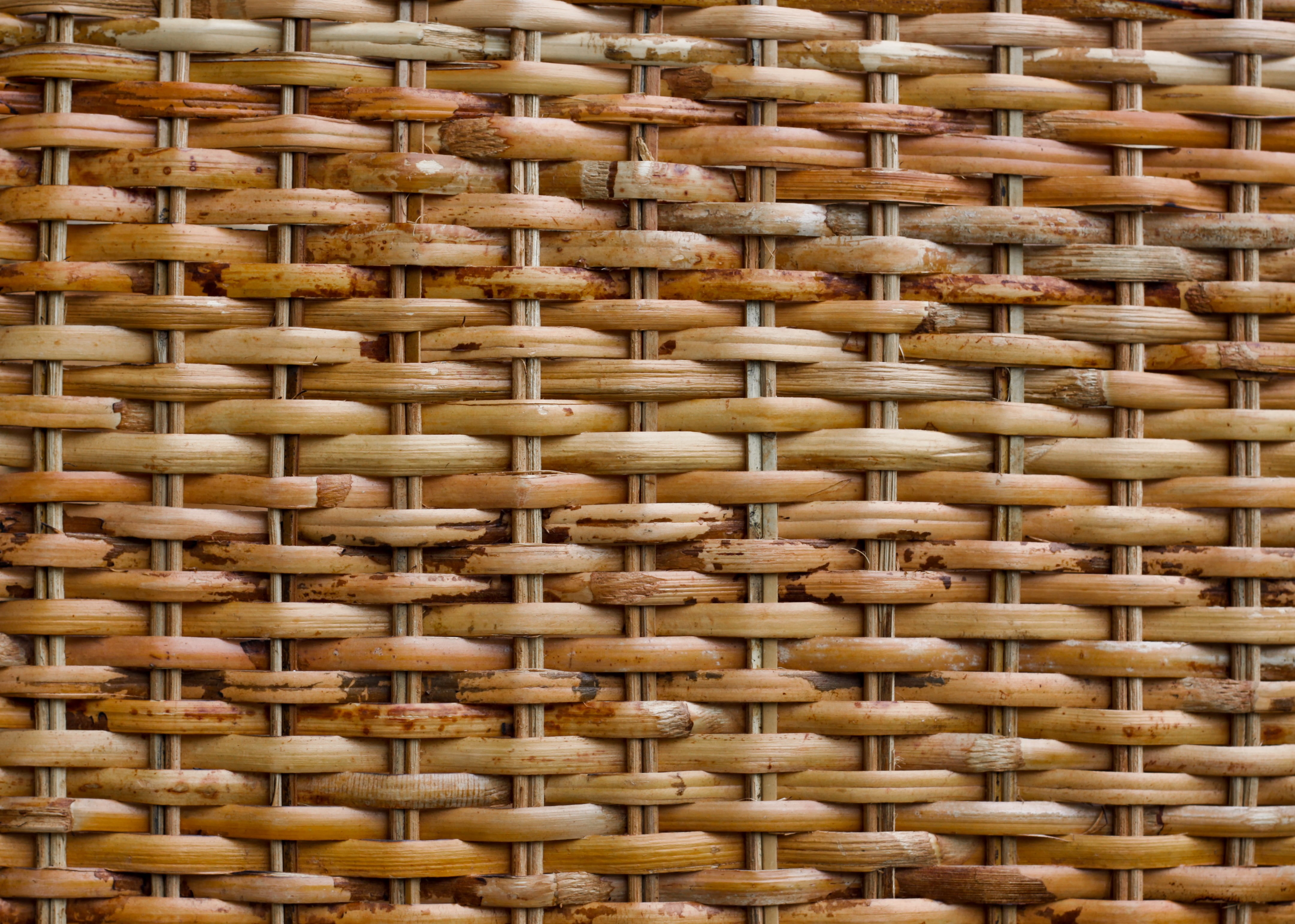metal, wood - material, intertwined, container, repetition, woven, indoors, 4K, brown, pattern, crisscross, backgrounds, basket, still life, no people, HD Wallpaper