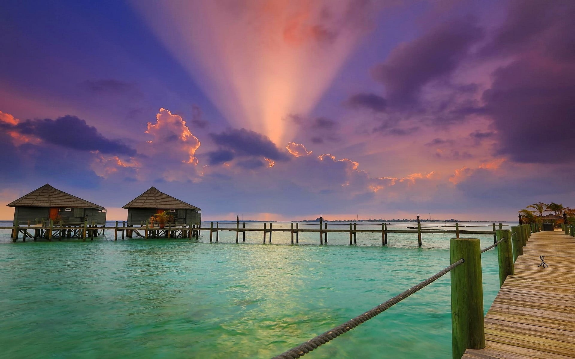 cloud - sky, residential district, tranquil scene, sea, sky, bungalow, landscape, building, architecture, turquoise colored, pier, tropical, swimming pool, HD Wallpaper
