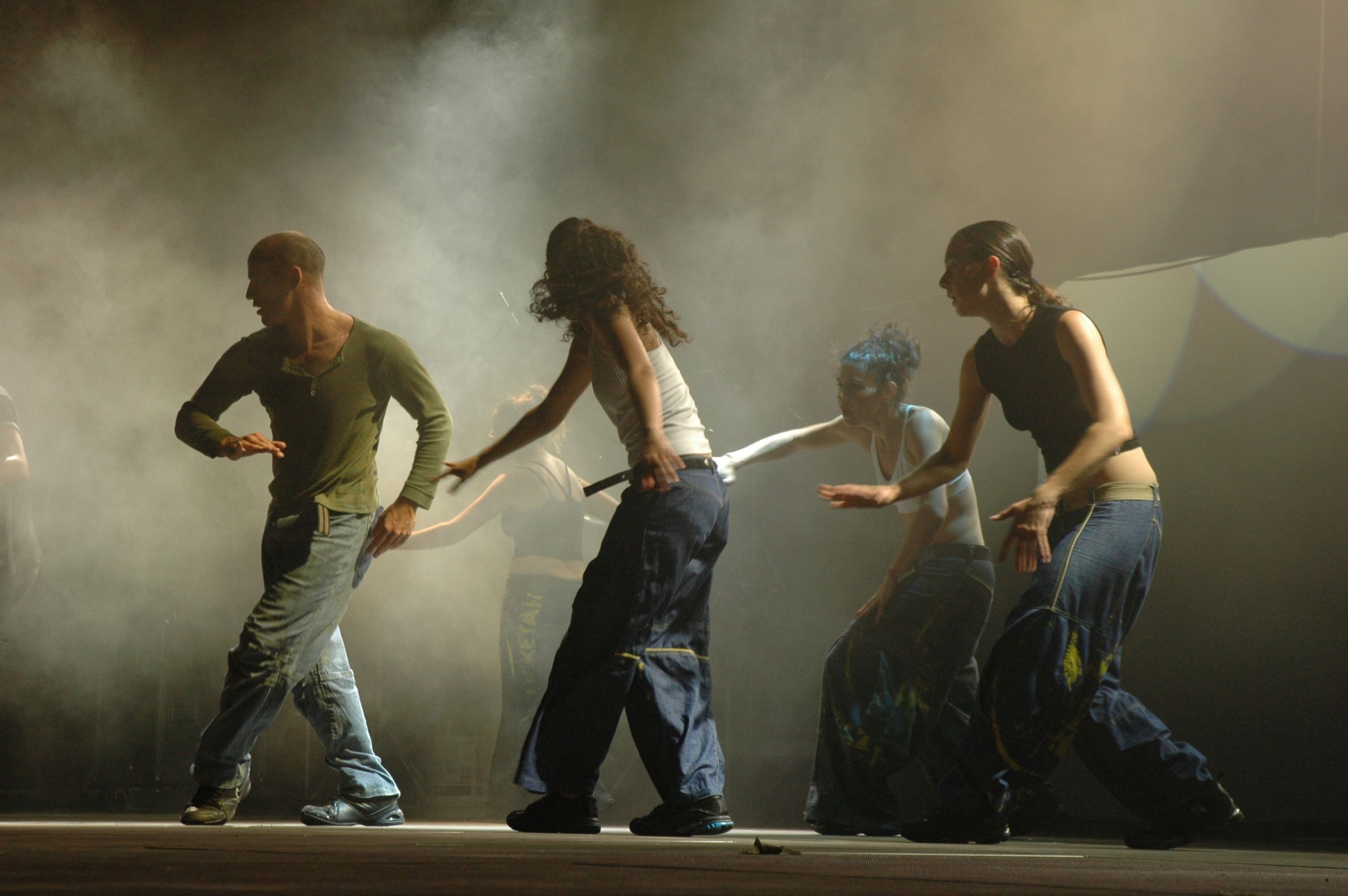 sport, adult, women, smoke - physical structure, theater festival, enjoyment, group Of People, dancing, dance, entertainment, smoke, indoors, friendship, HD Wallpaper