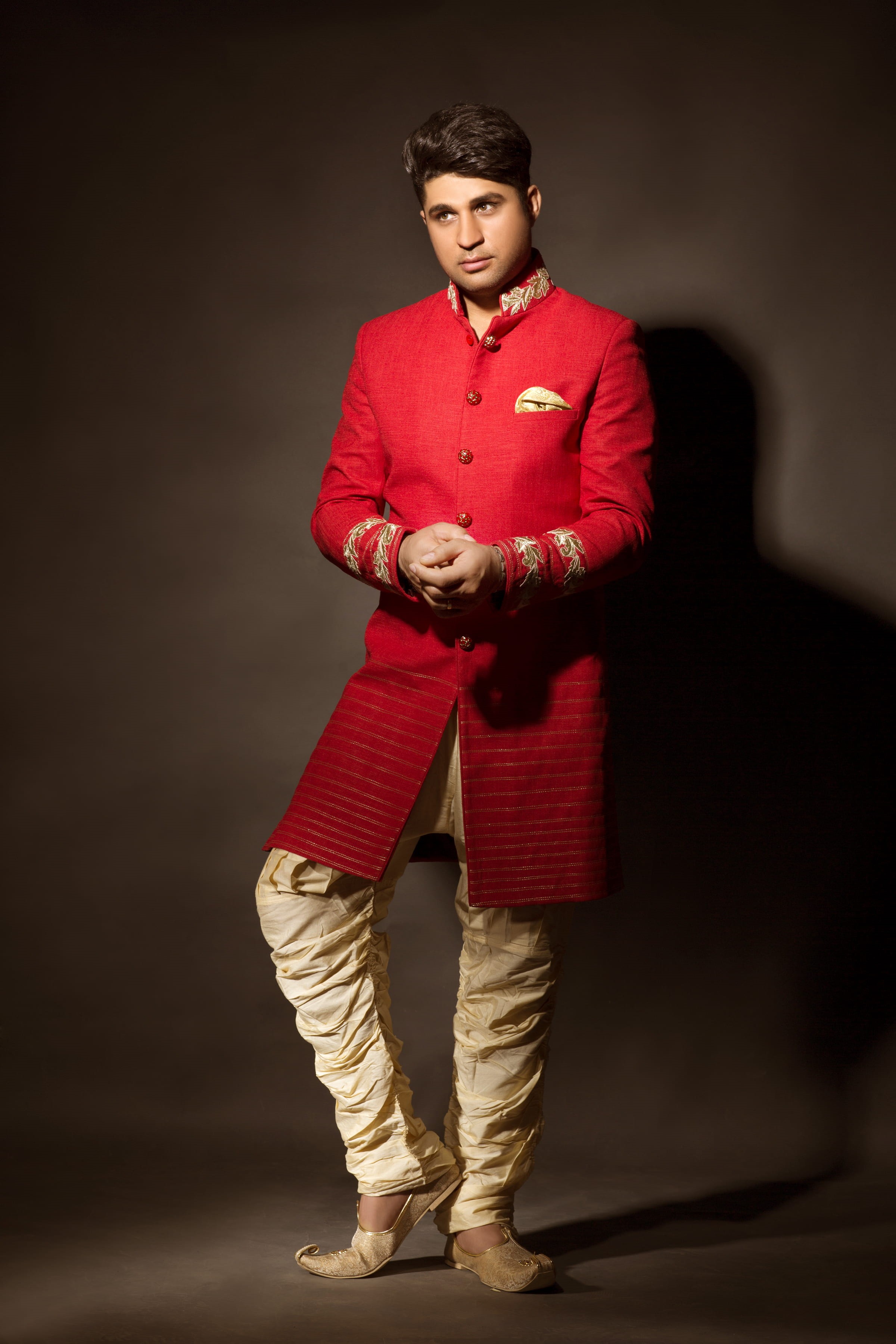 indoors, maroon, s, brown, fashion, casual clothing, studio shot, sherwani, red, confidence, black background, long, posing, portrait, beautiful people, Phone HD Wallpaper