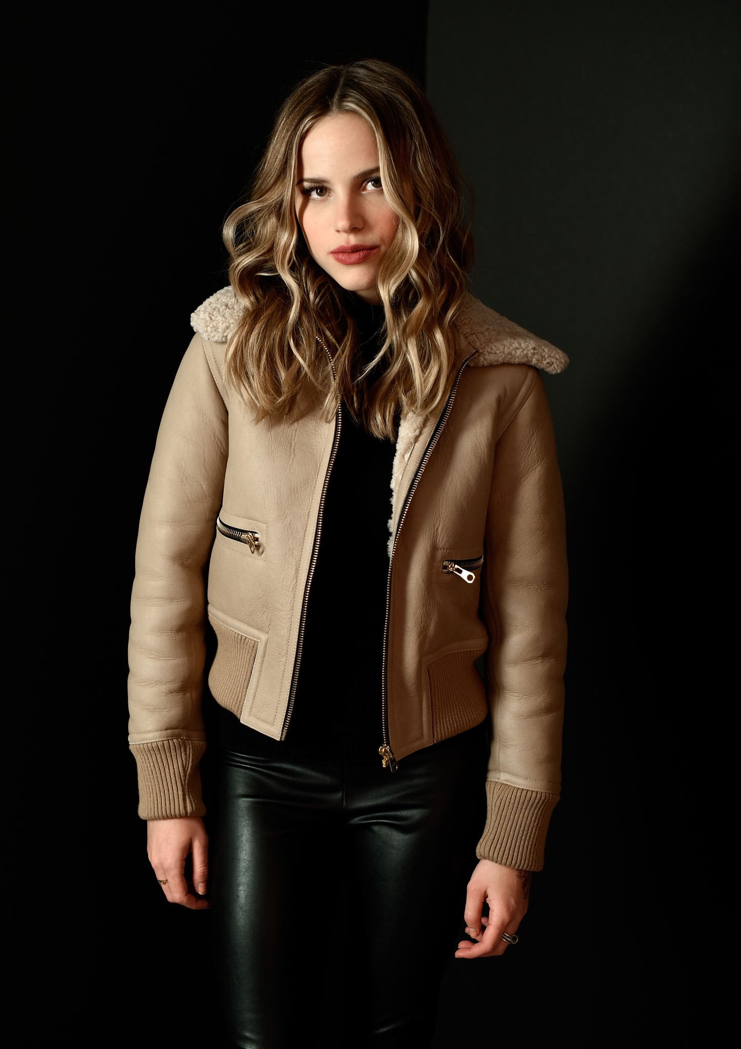 curly hair, black pants, leather jackets, brown jacket, women, blonde, jacket, leather pants, celebrity, looking at viewer, actress, Halston Sage, 1080P, Phone HD Wallpaper