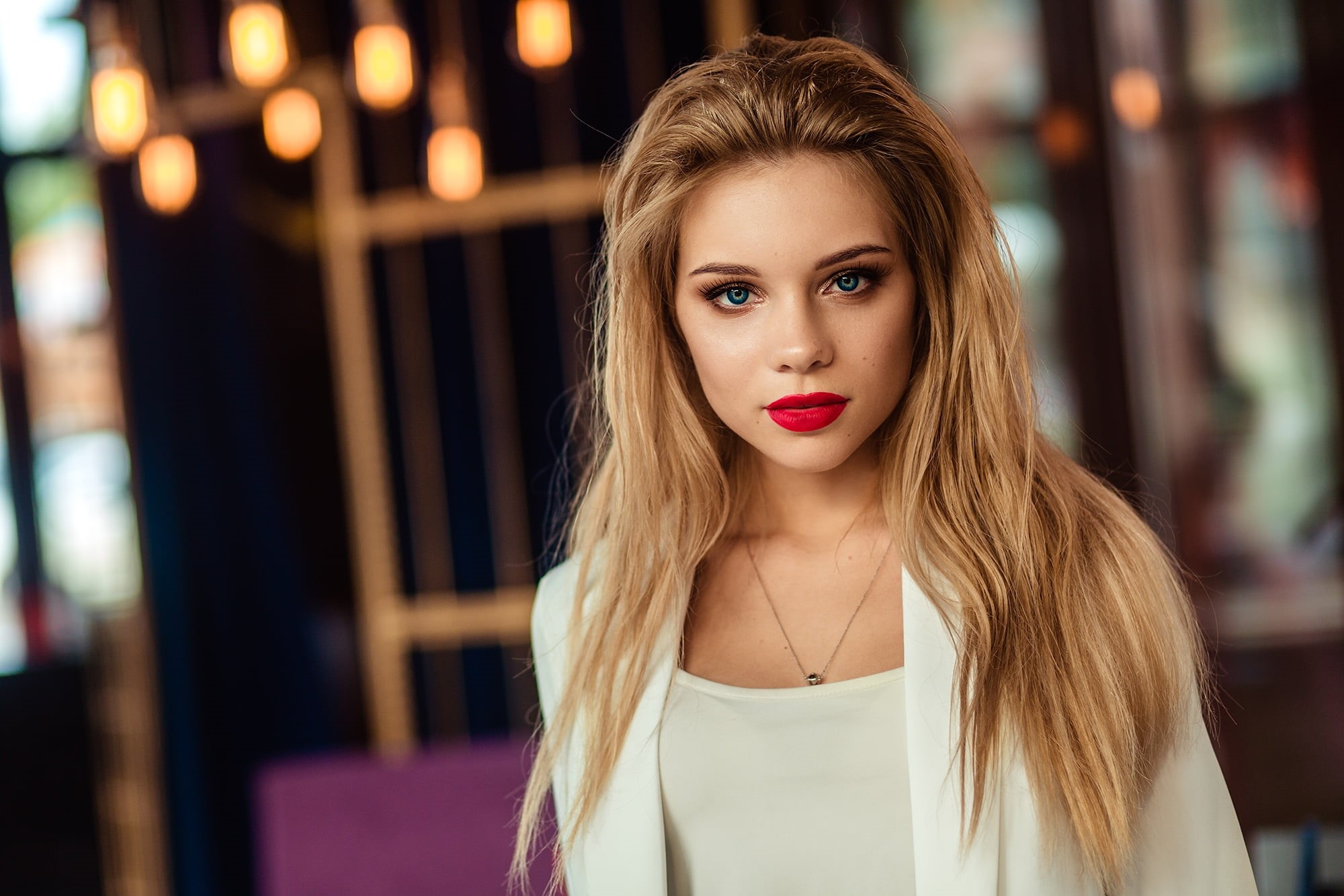 one person, beautiful people, beautiful woman, blonde, hairstyle, red lipstick, hair, females, long hair, portrait, white tops, body part, fashion, women, HD Wallpaper