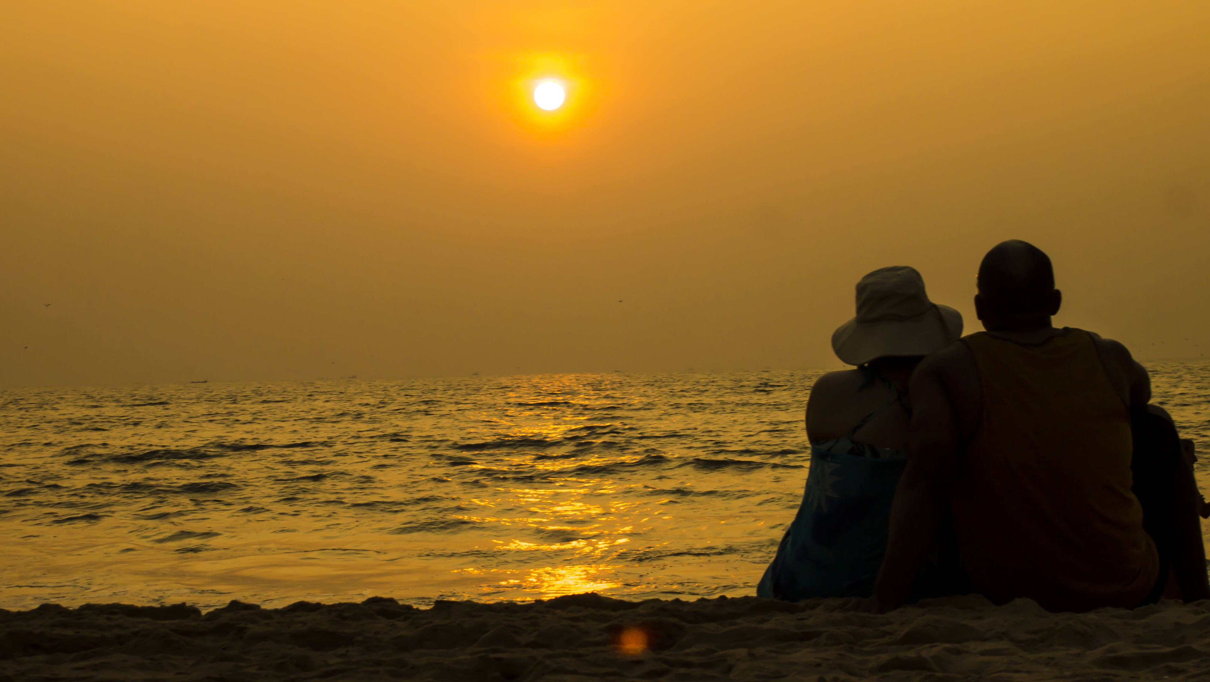 couple, men, nature, man, Beach, Man and woman, sunset, vacations, woman, romantic, creativecommons, honeymoon, sunset  yellow, India, date, outdoors, people, HD Wallpaper