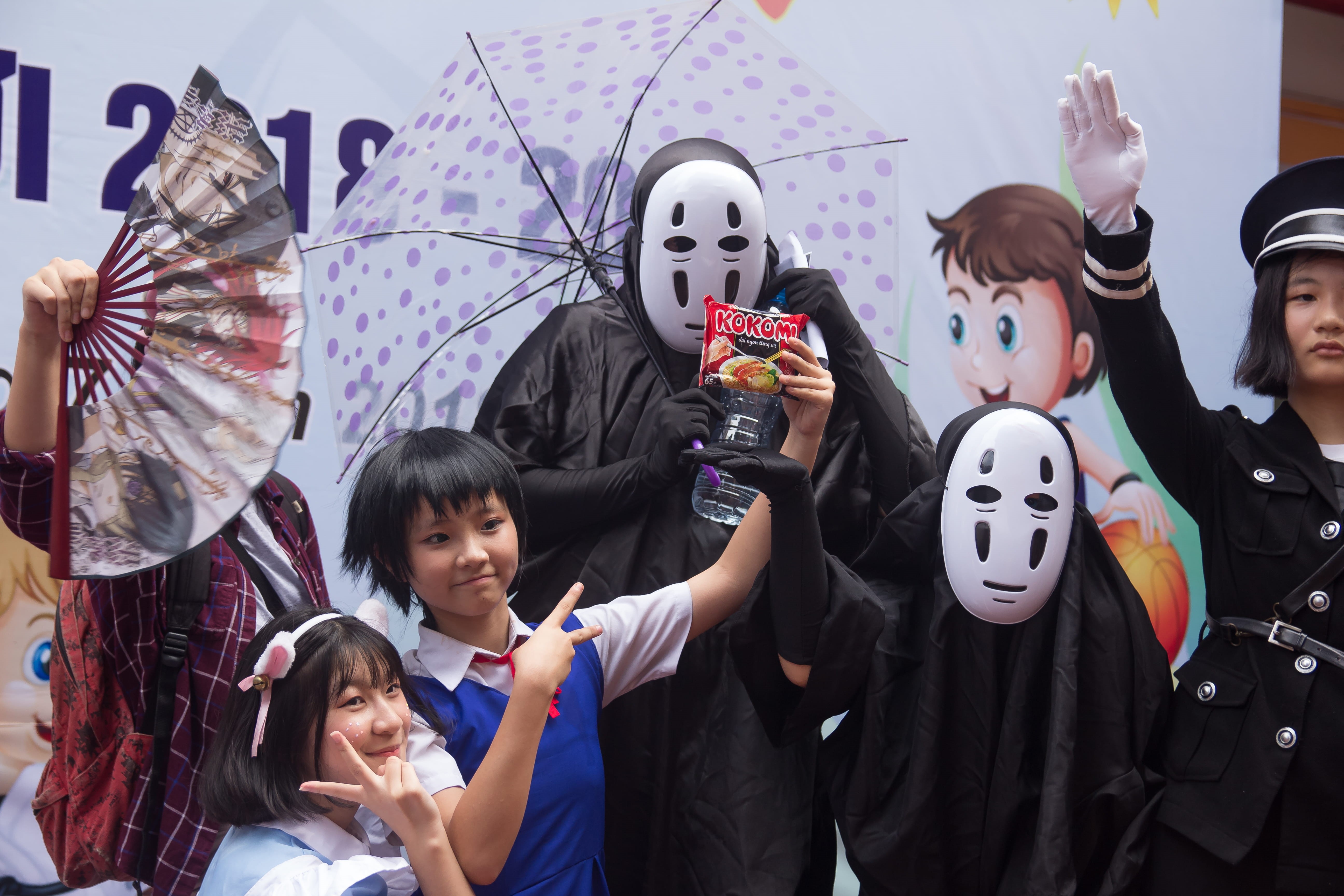 group of people, dress, faceless, group, women, girls, celebration, outfit, young, child, wear, costume, pose, representation, casual clothing, innocence, HD Wallpaper