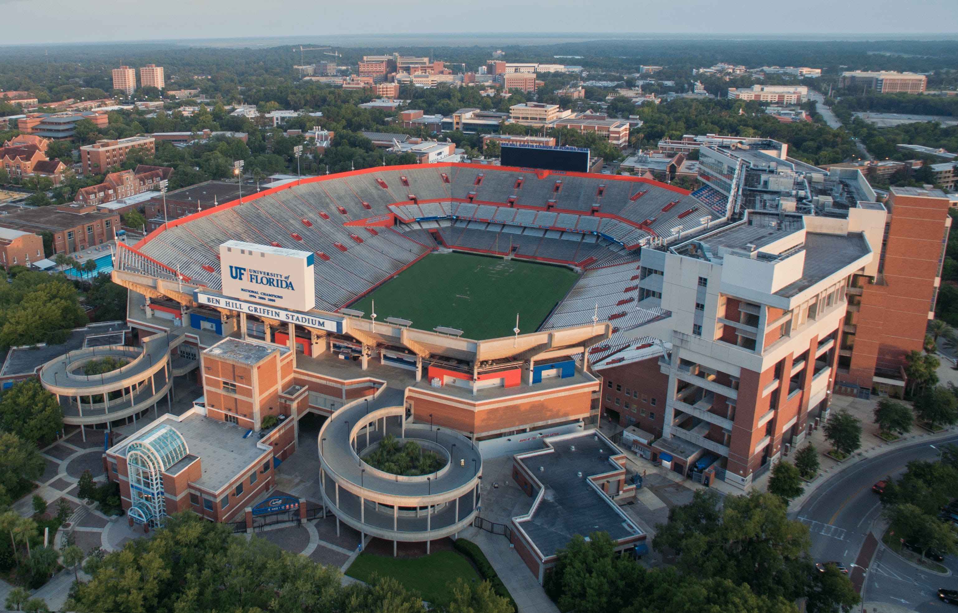 architecture, sport, high angle view, ben hill griffin, Gainesville, building exterior, transportation, built structure, day, residential district, Ben Hill Griffin, HD Wallpaper