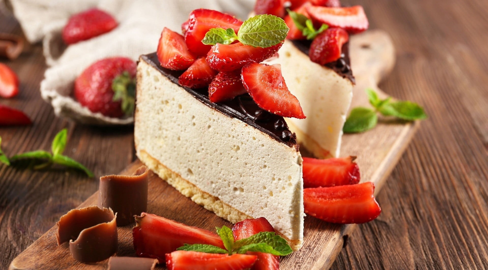 Cheesecake, food, ready-to-eat, freshness, fruit, vegetable, wood - material, healthy eating, strawberry, sweets, cutting board, dairy product, berry fruit, HD Wallpaper