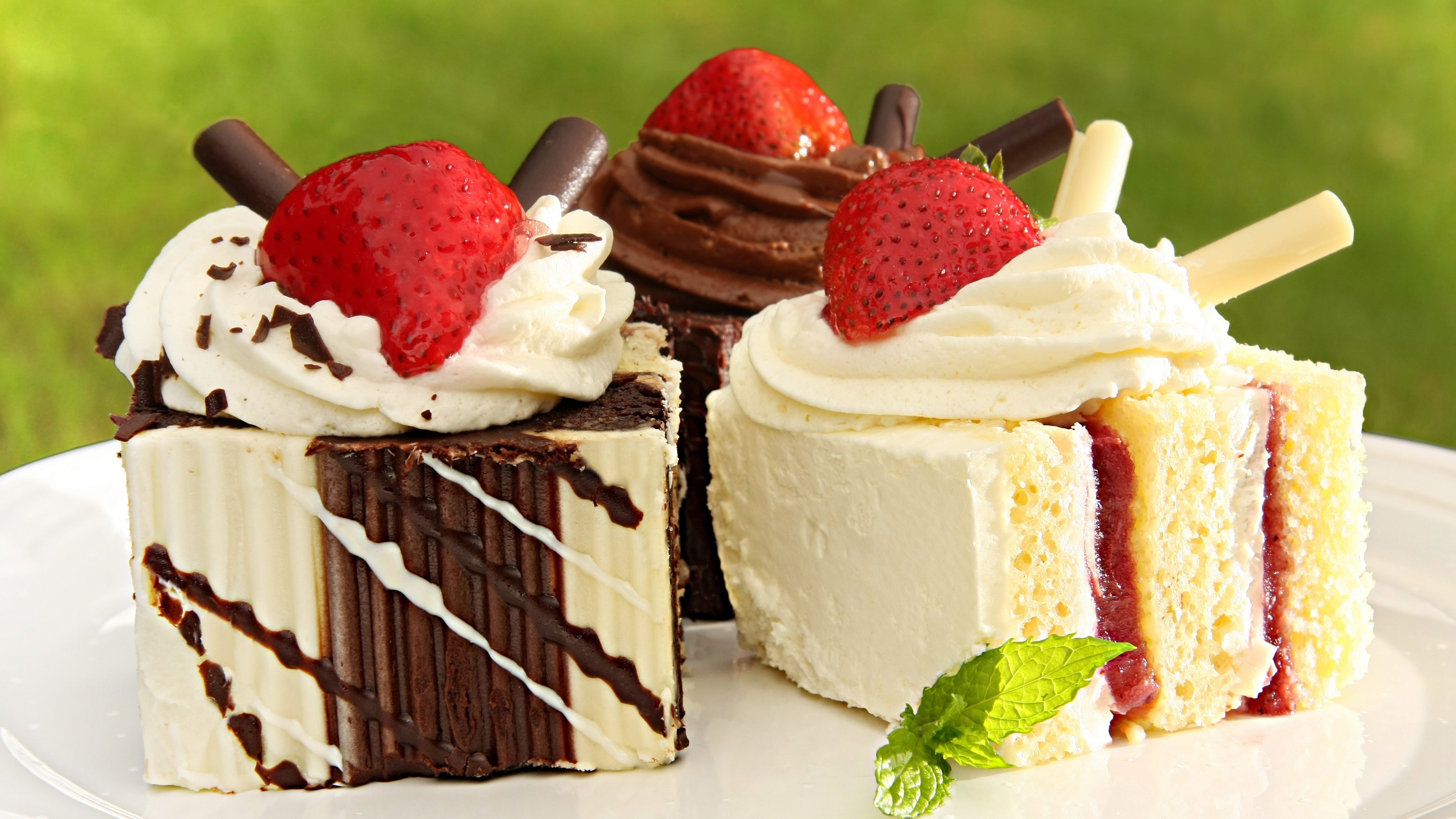 4K, Strawberries, Delicious, Food, Sweet, Cream, Cakes, HD Wallpaper