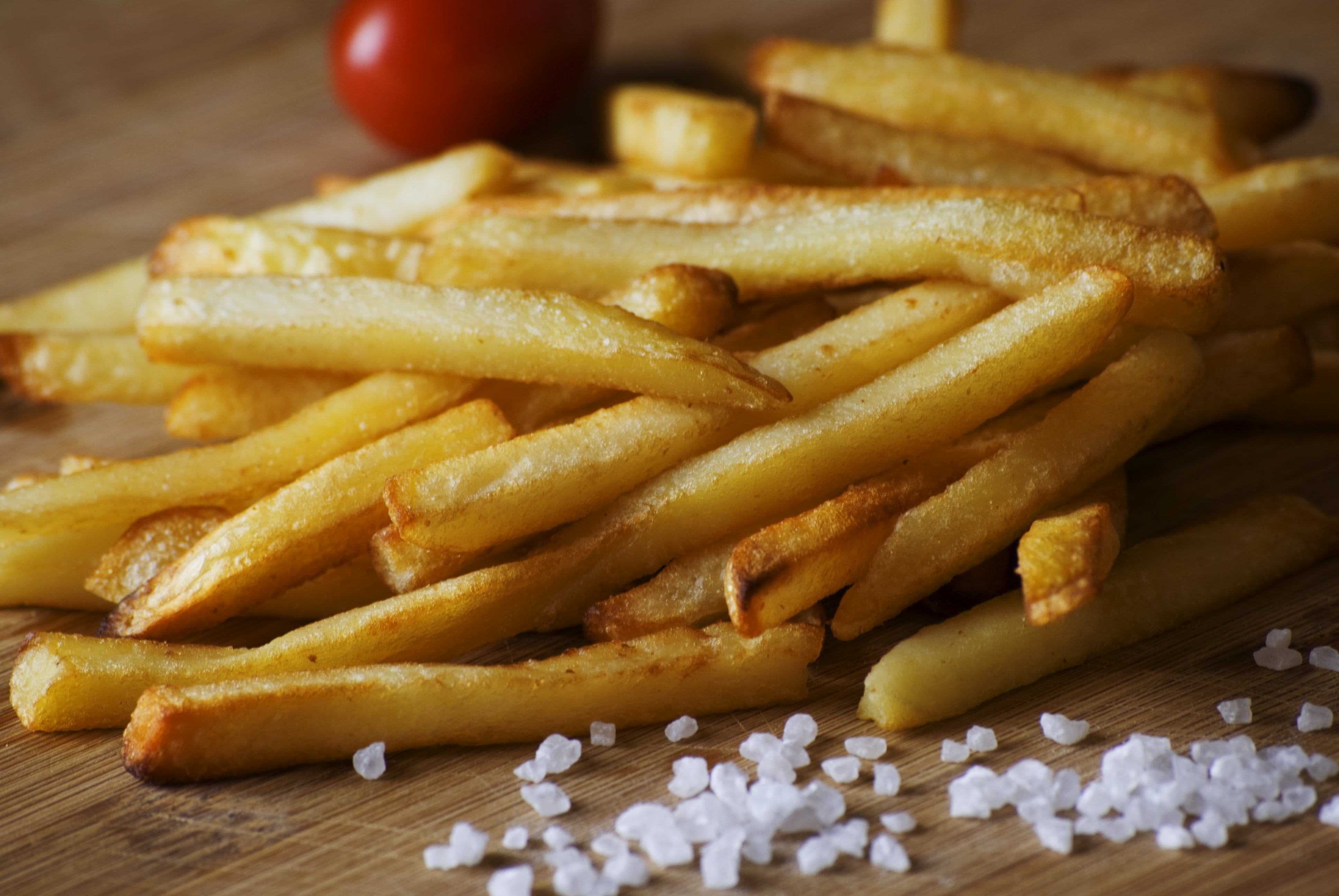 food and drink, take out food, wood - material, salt - seasoning, no people, macro, close-up, 4K, ready-to-eat, table, snack, french, board, brown, french fries, HD Wallpaper