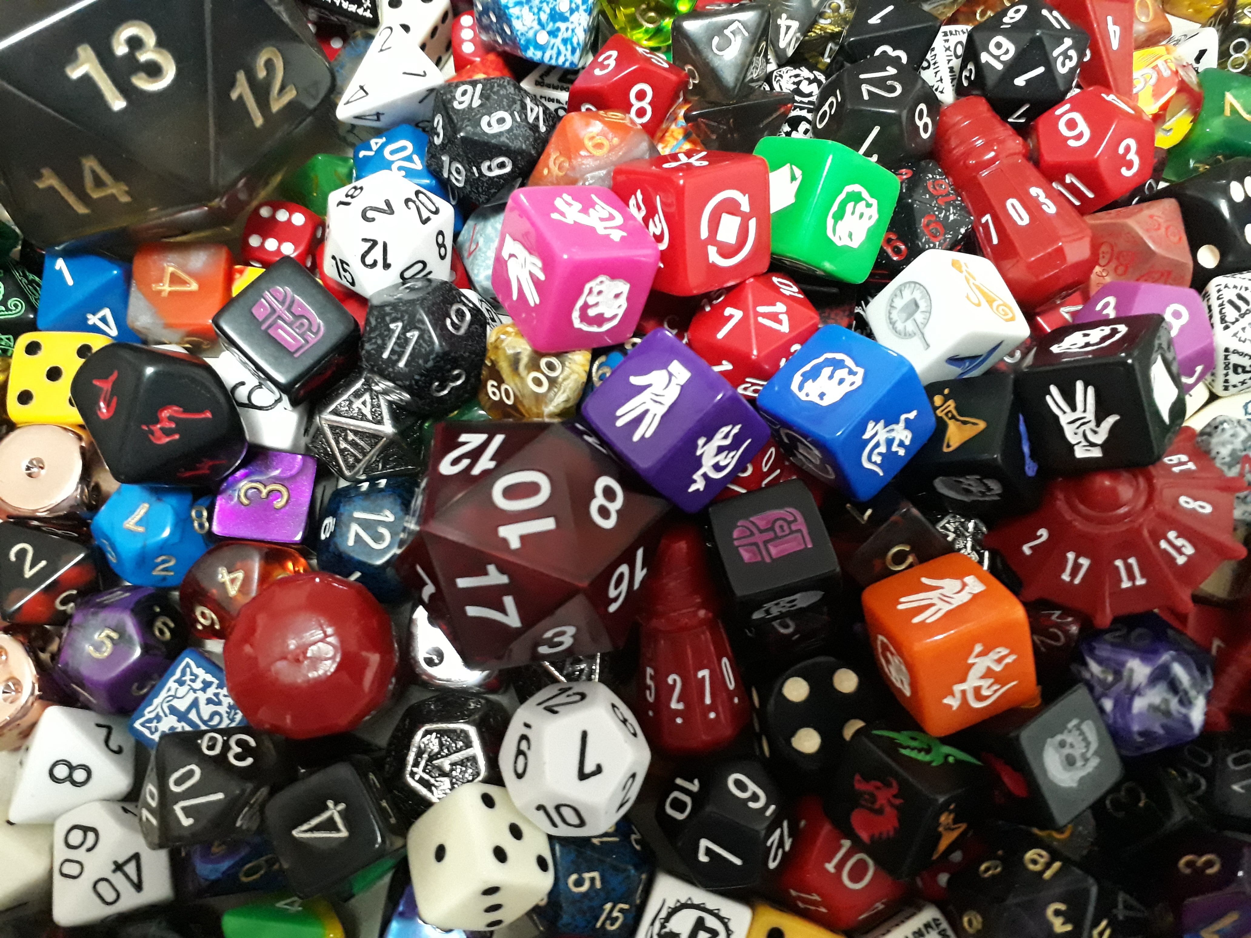 roleplay, backgrounds, 4K, dragons, Rpg, full frame, polyhedral, text, roleplaying, Die, abundance, retail, board, D8, dungeons, arts culture and entertainment, HD Wallpaper