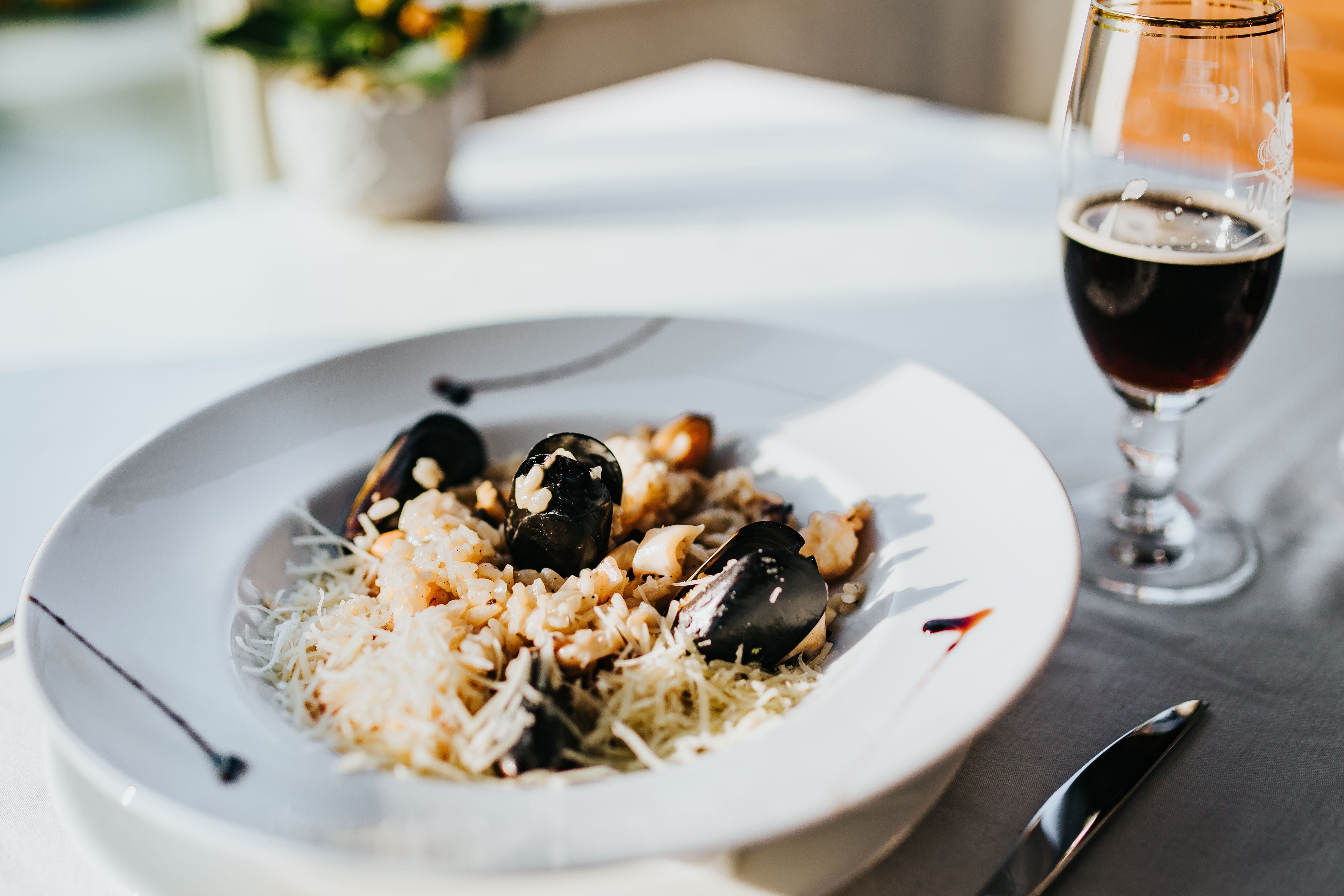 wineglass, Restaurant, wellbeing, gourmet, close-up, Nessebur, crockery, healthy eating, dinner, food, plate, glass, table, refreshment, freshness, Bulgaria, HD Wallpaper