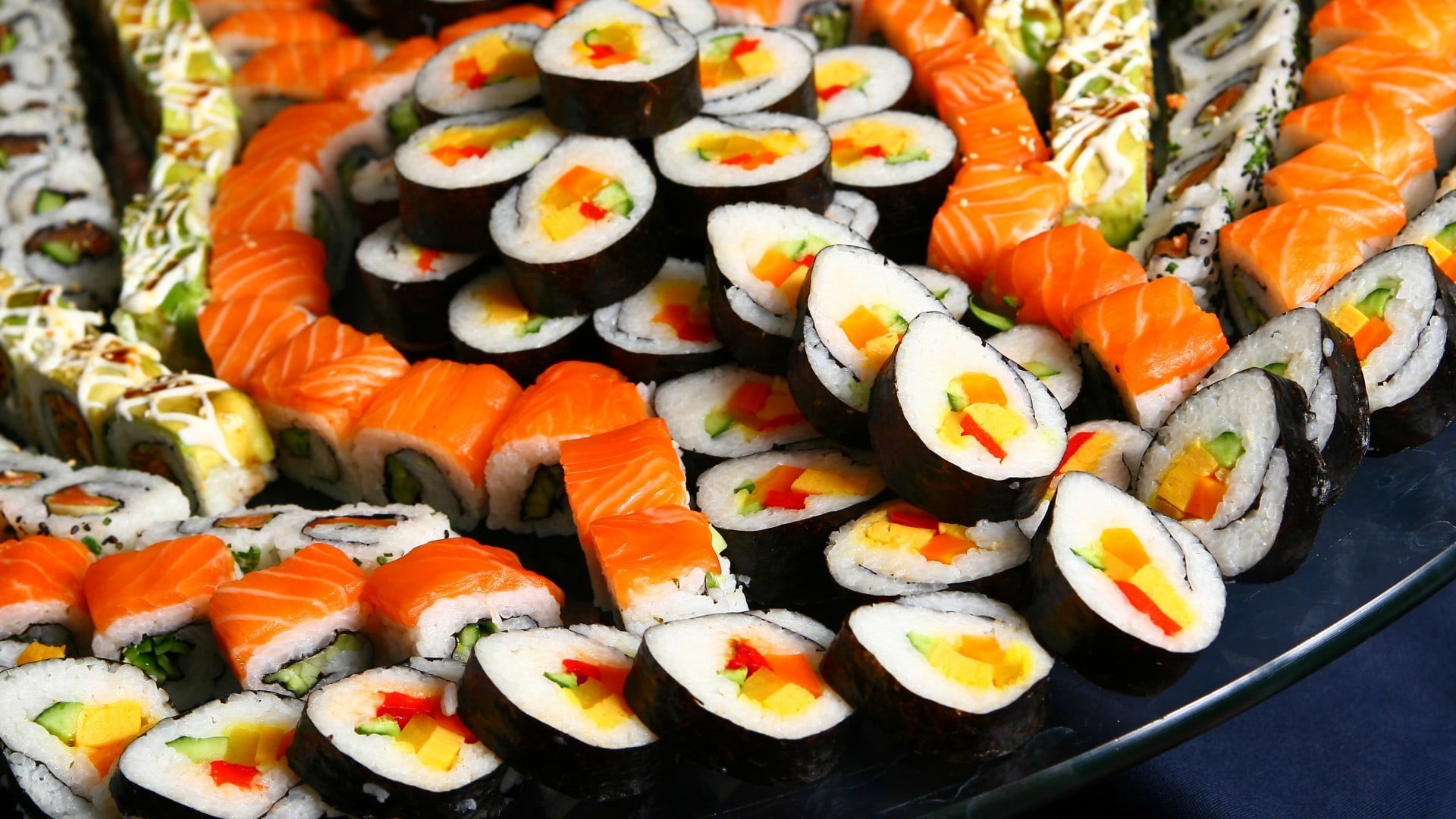 no people, tray, ready-to-eat, high angle view, Sushi - Nigiri, animal, food and drink, japanese food, salmon - seafood, rice, caviar, dinner, seafood, HD Wallpaper
