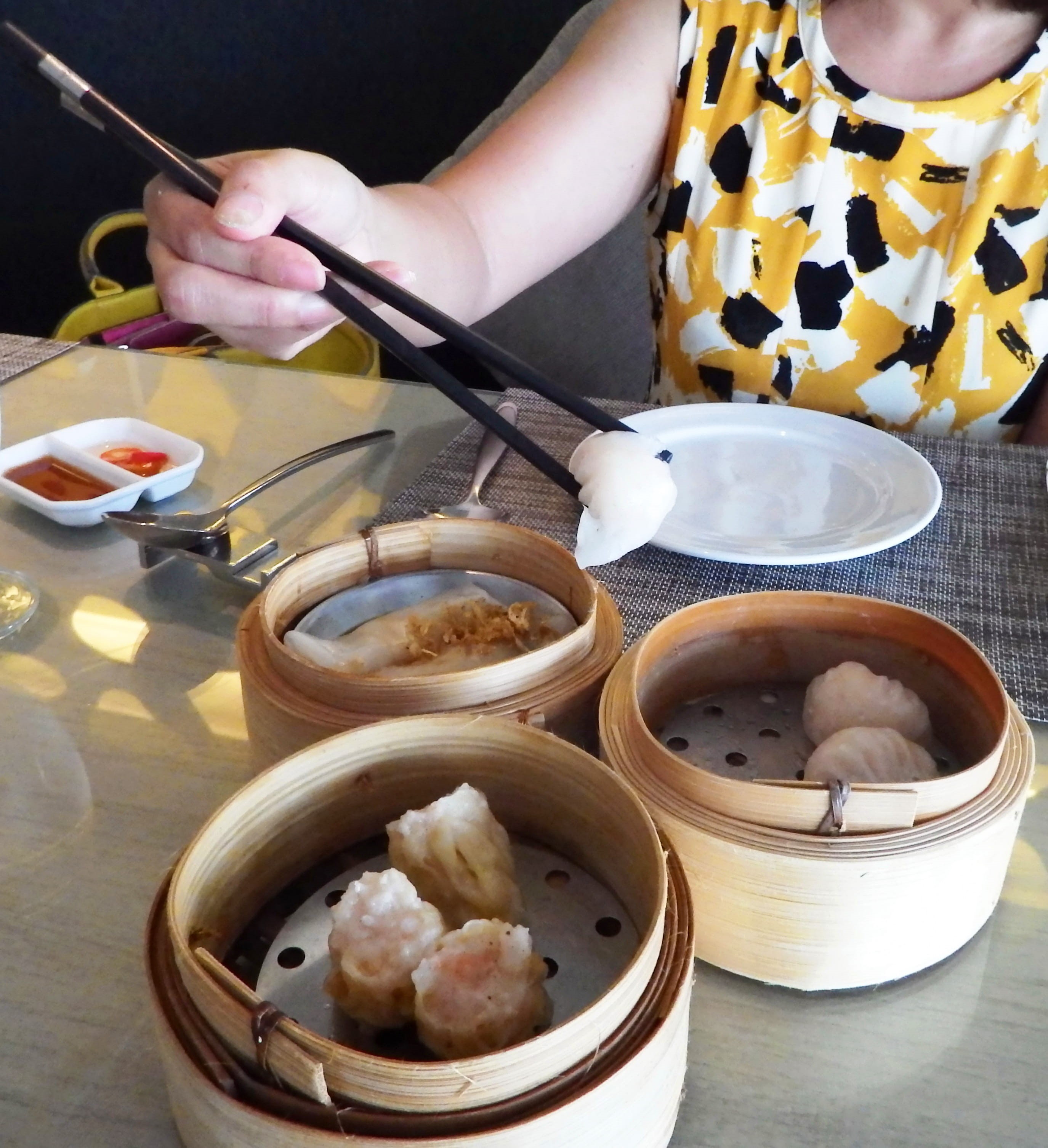 chinese, restaurant, lady, real people, bowl, eat, eating, indoors, freshness, chopsticks, 2K, woman, finger, one person, dim, holding, hand, human body part, Phone HD Wallpaper