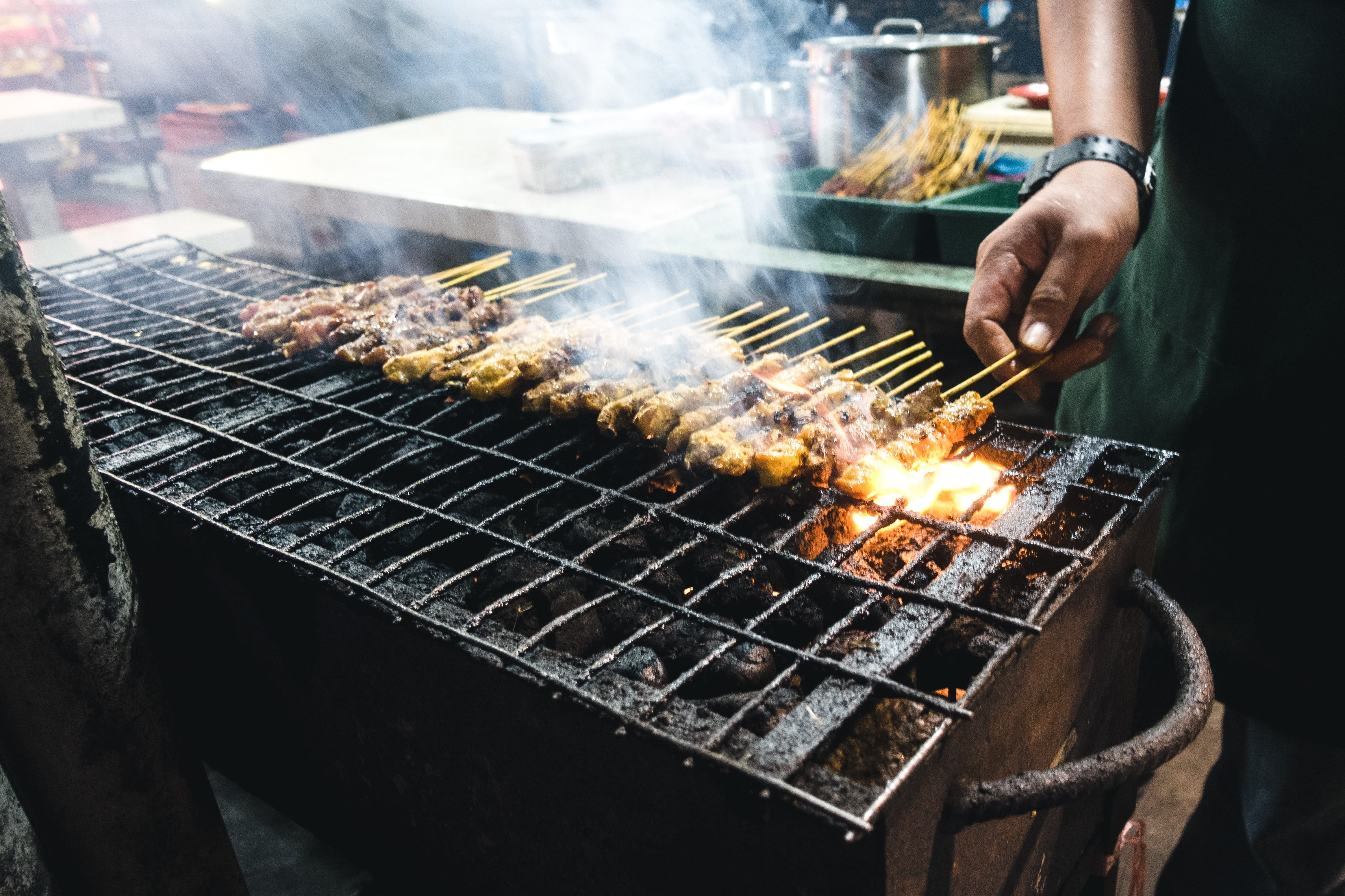 fire - Natural Phenomenon, outdoors, Grilling, 4K, barbecue Grill, chicken, smoke - Physical Structure, satay, freshness, food, cooking, Thailand, burning, HD Wallpaper