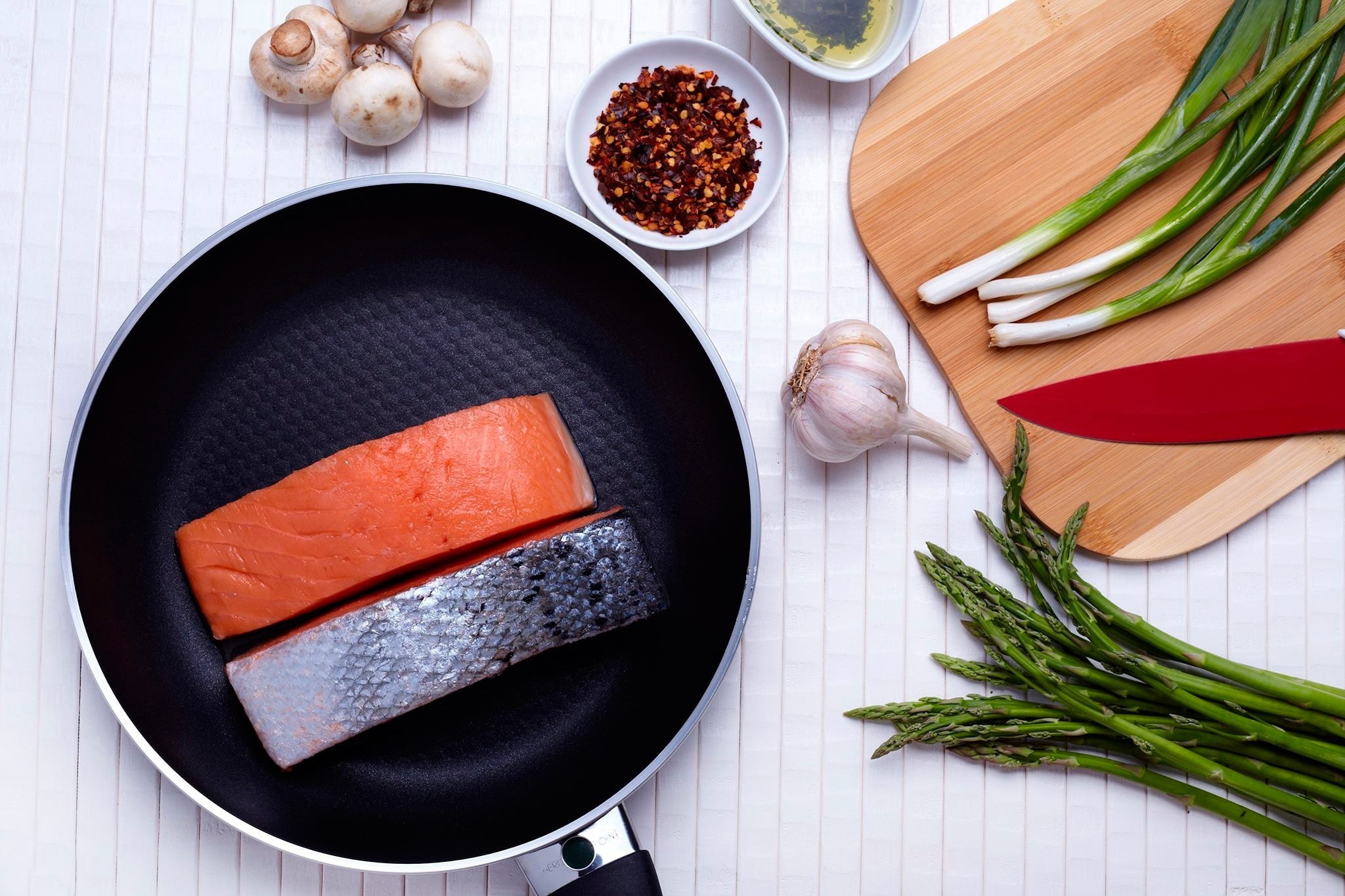 food, indoors, spice, healthy eating, fish, freshness, still life, salmon, food and drink, plant, ingredient, 1080P, Garlic, high angle view, wellbeing, HD Wallpaper