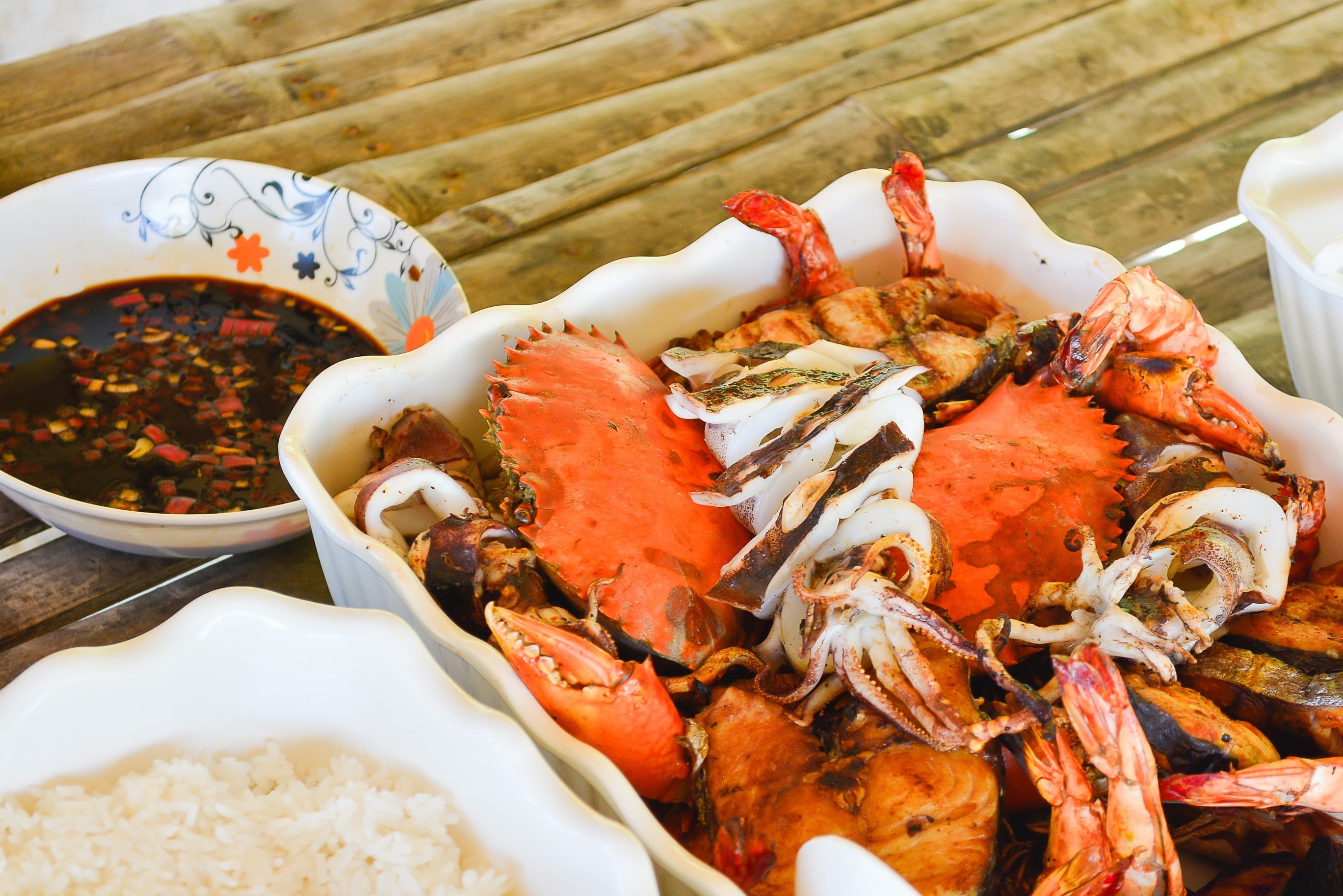 philippines, barbecue, table, fire, 2K, food and drink, ready-to-eat, Seafood, fish, food, crustacean, cebu, grilled, still life, Nath, Beach, plate, indoors, HD Wallpaper