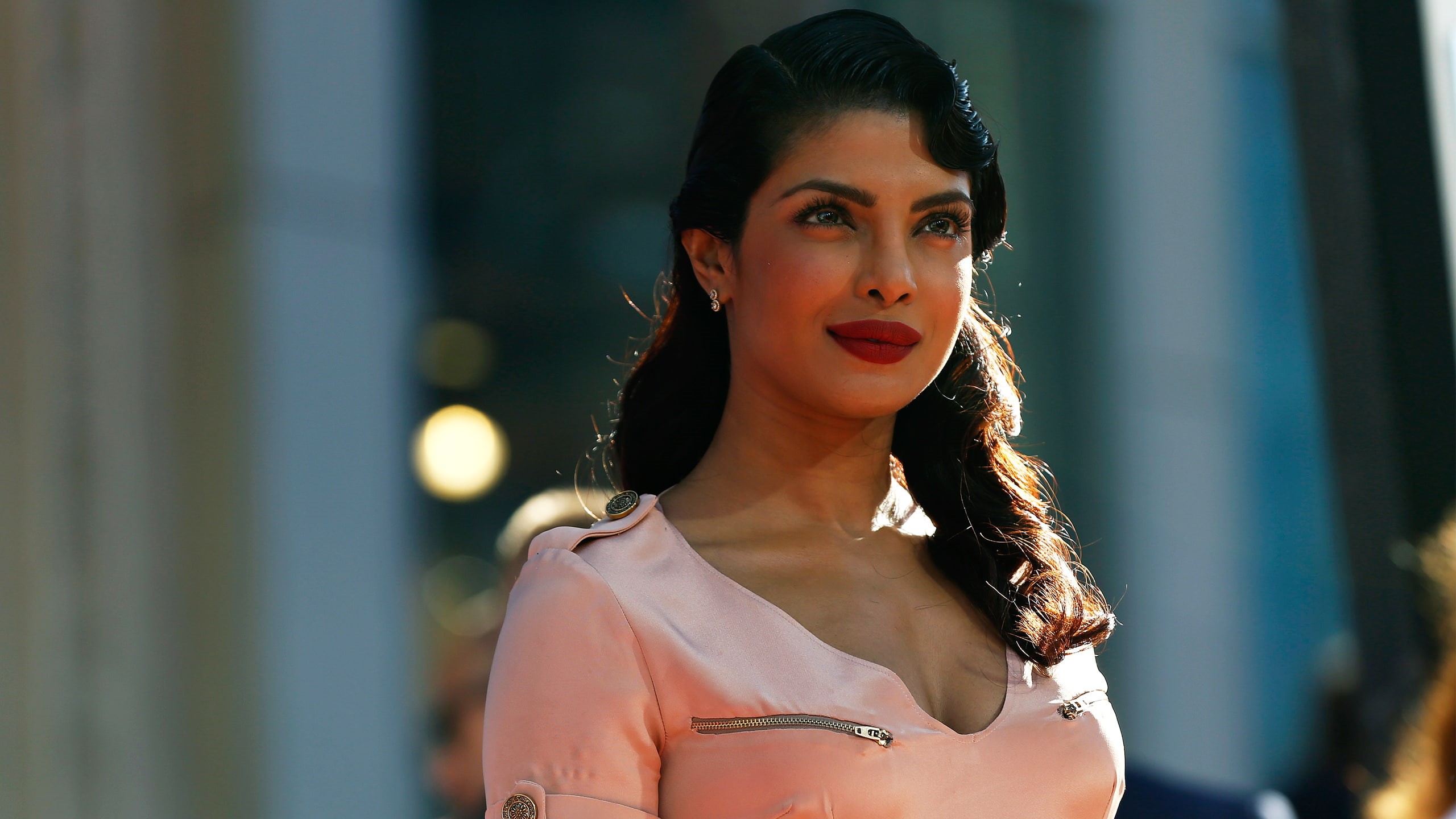 Priyanka, portrait, focus on foreground, one person, hair, looking away, front view, standing, young adult, beauty, beautiful woman, contemplation, women, HD Wallpaper