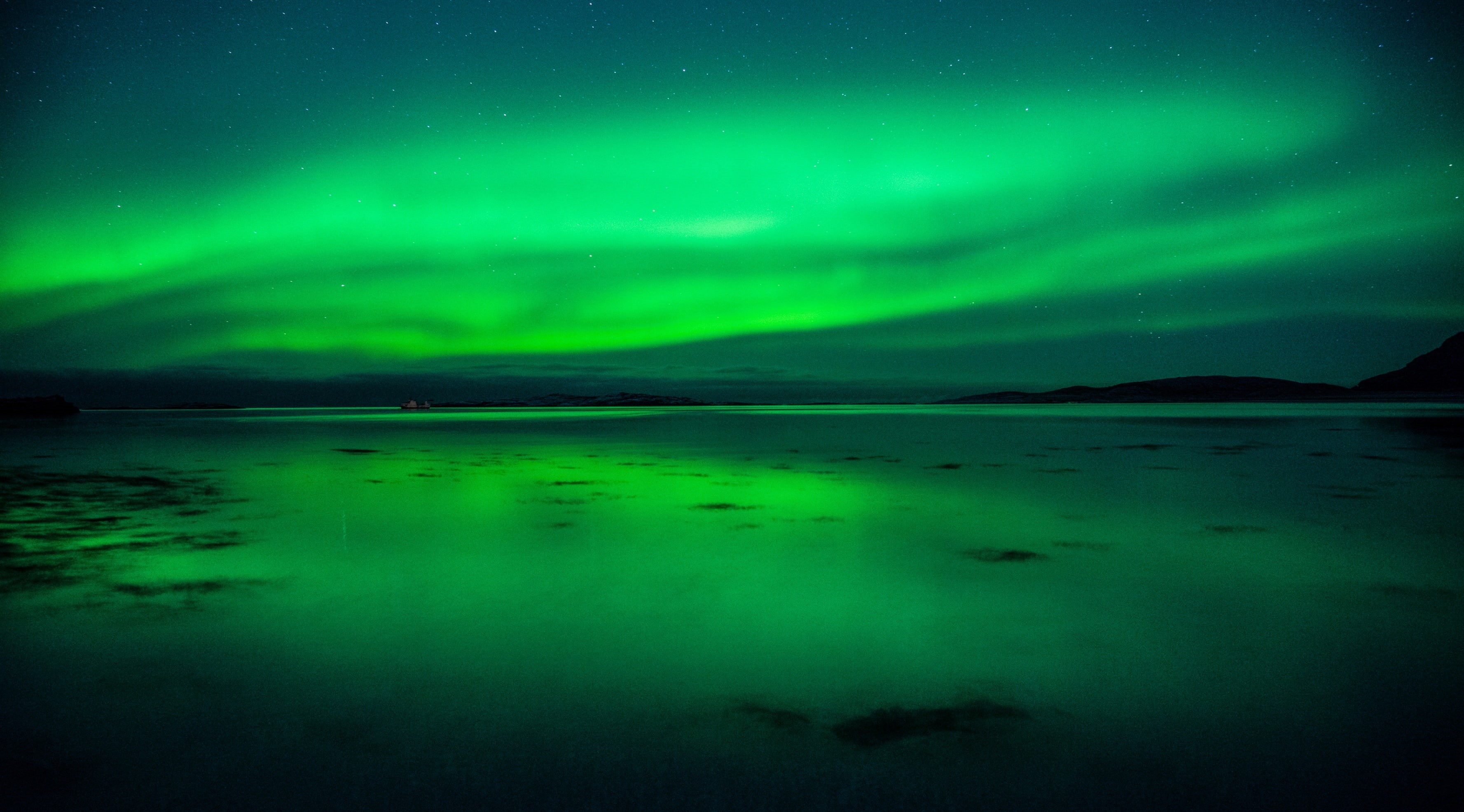 luminosity, Norway, lake, astronomy, power in nature, sky, green color, dramatic sky, Quiet, scenics - nature, Green, mjelle, tranquil scene, valvika, illuminated, HD Wallpaper