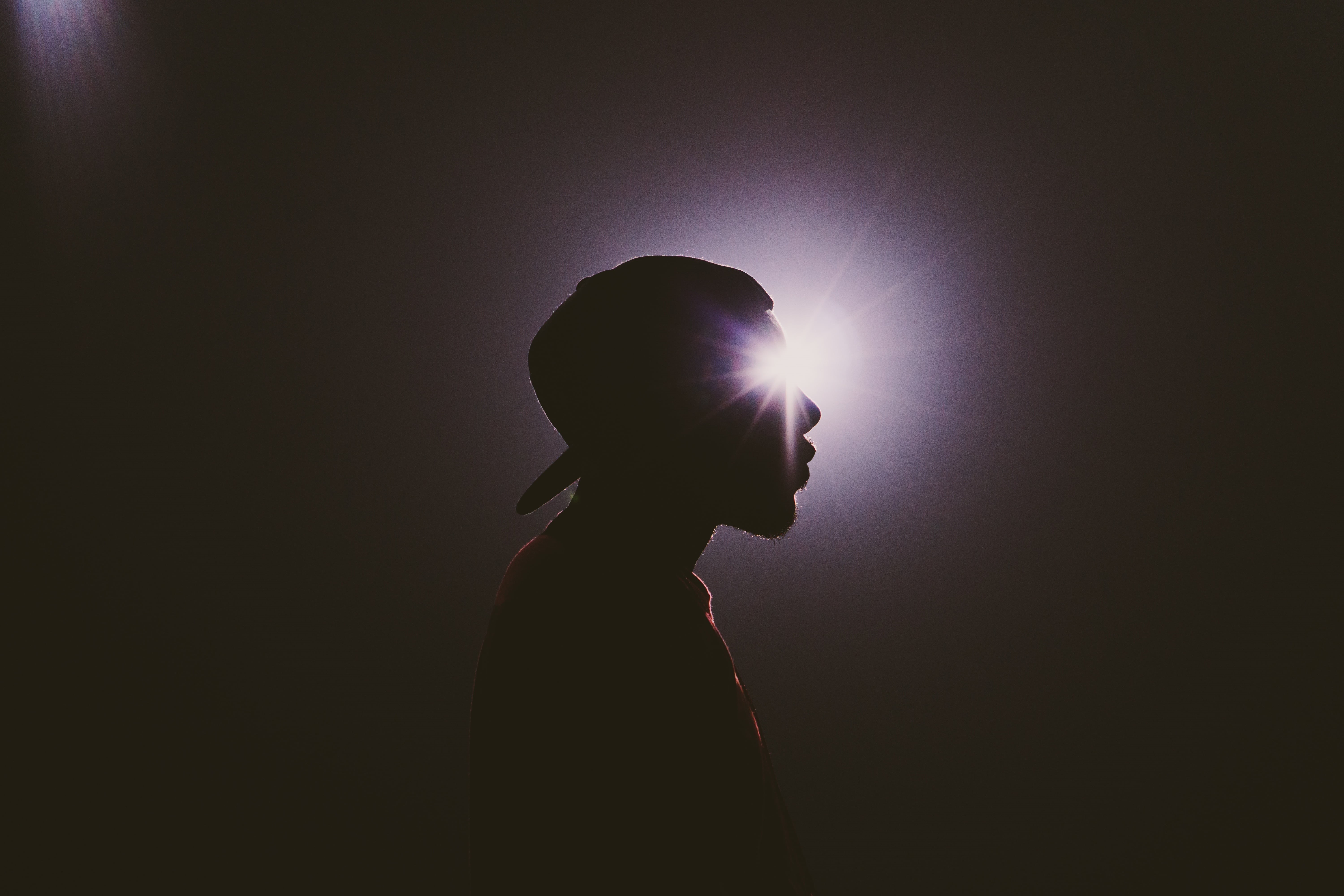 one girl only, dark, profile, male, room, one person, 5K, light - natural phenomenon, studio shot, people, night, profile view, standing, women, indoors, HD Wallpaper