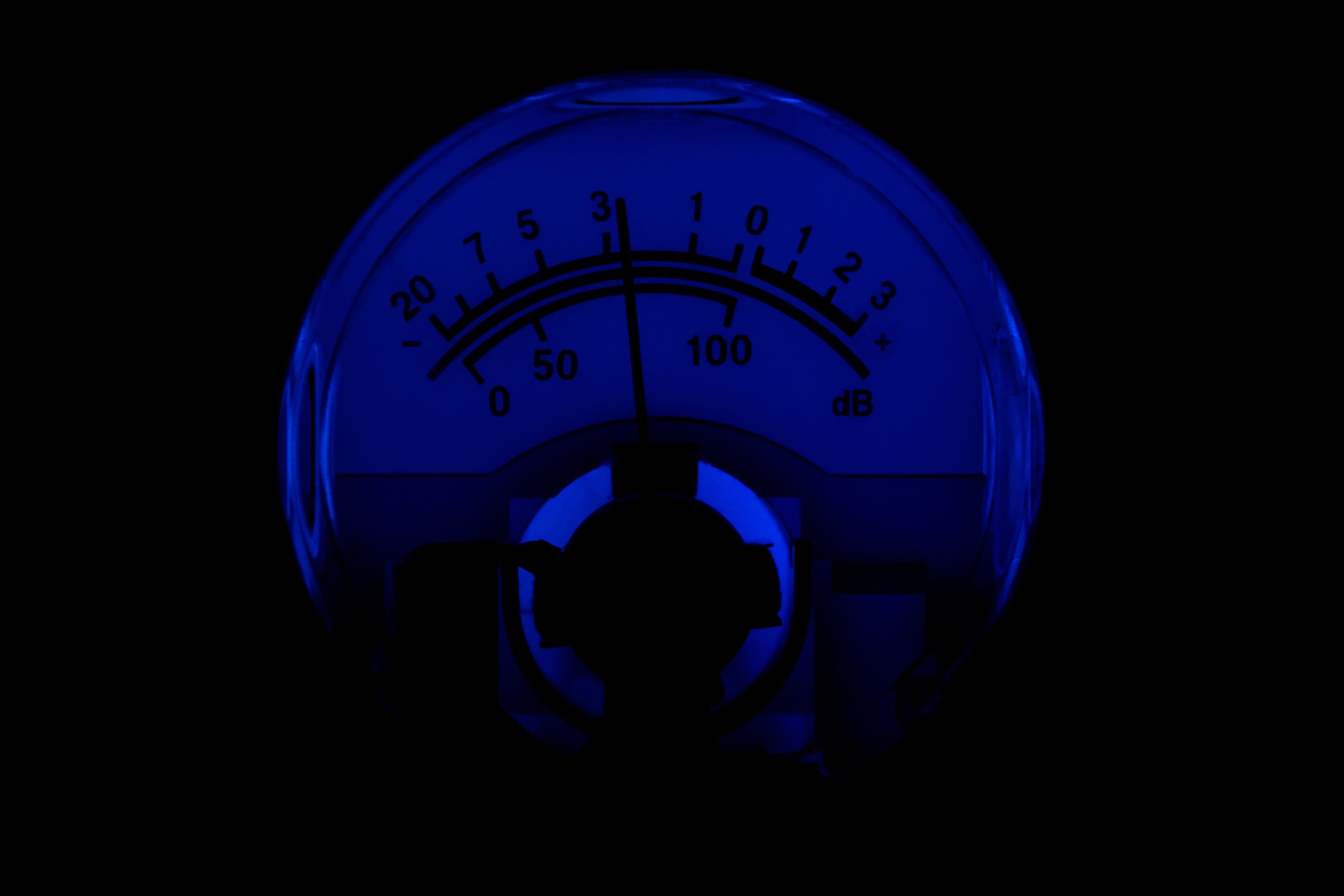 clock, close-up, ad, power, volume, single object, studio shot, db, technology, audio, black color, vu meter, music, scale, sound, amplifier, cut out, 2K, HD Wallpaper