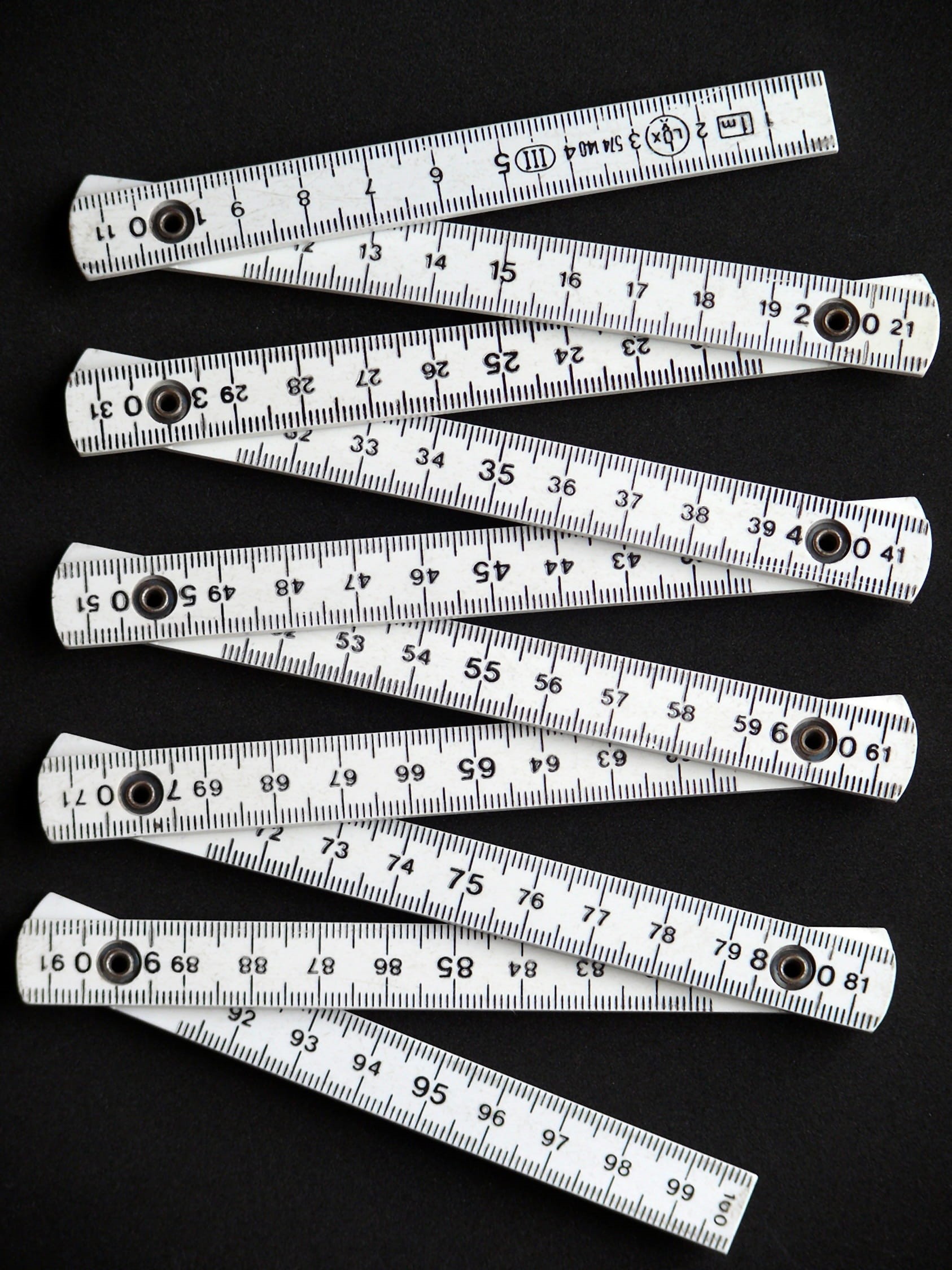 equipment, arts culture and entertainment, members to scale, no people, bers scale, tape, Tape Measure, gage, close-up, text, centimeters, black color, Phone HD Wallpaper