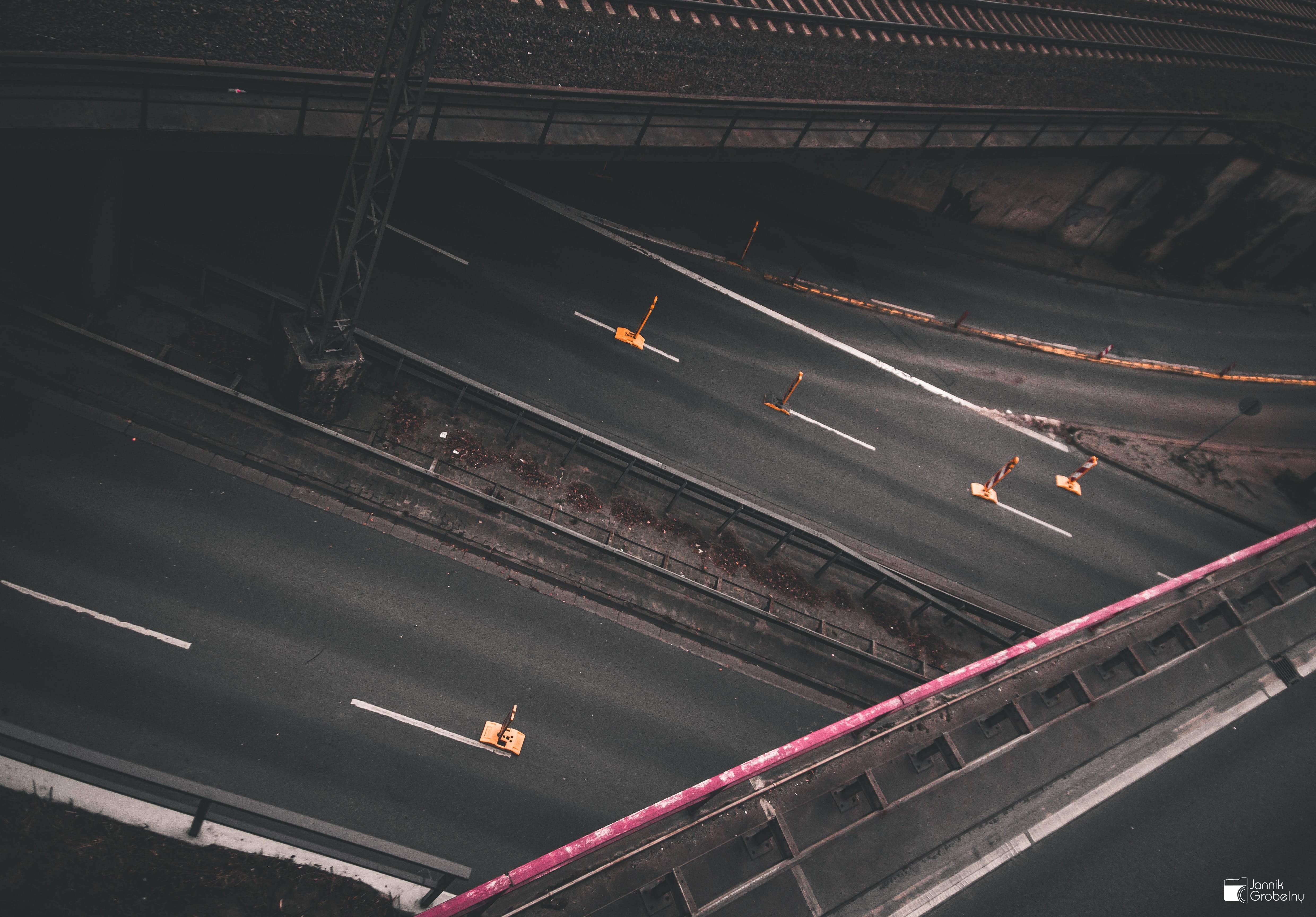 street, symbol, illuminated, sony, urban, mode of transportation, black, marking, outdoors, game, connection, bridge, road marking, car, Jannik Grobelny, HD Wallpaper