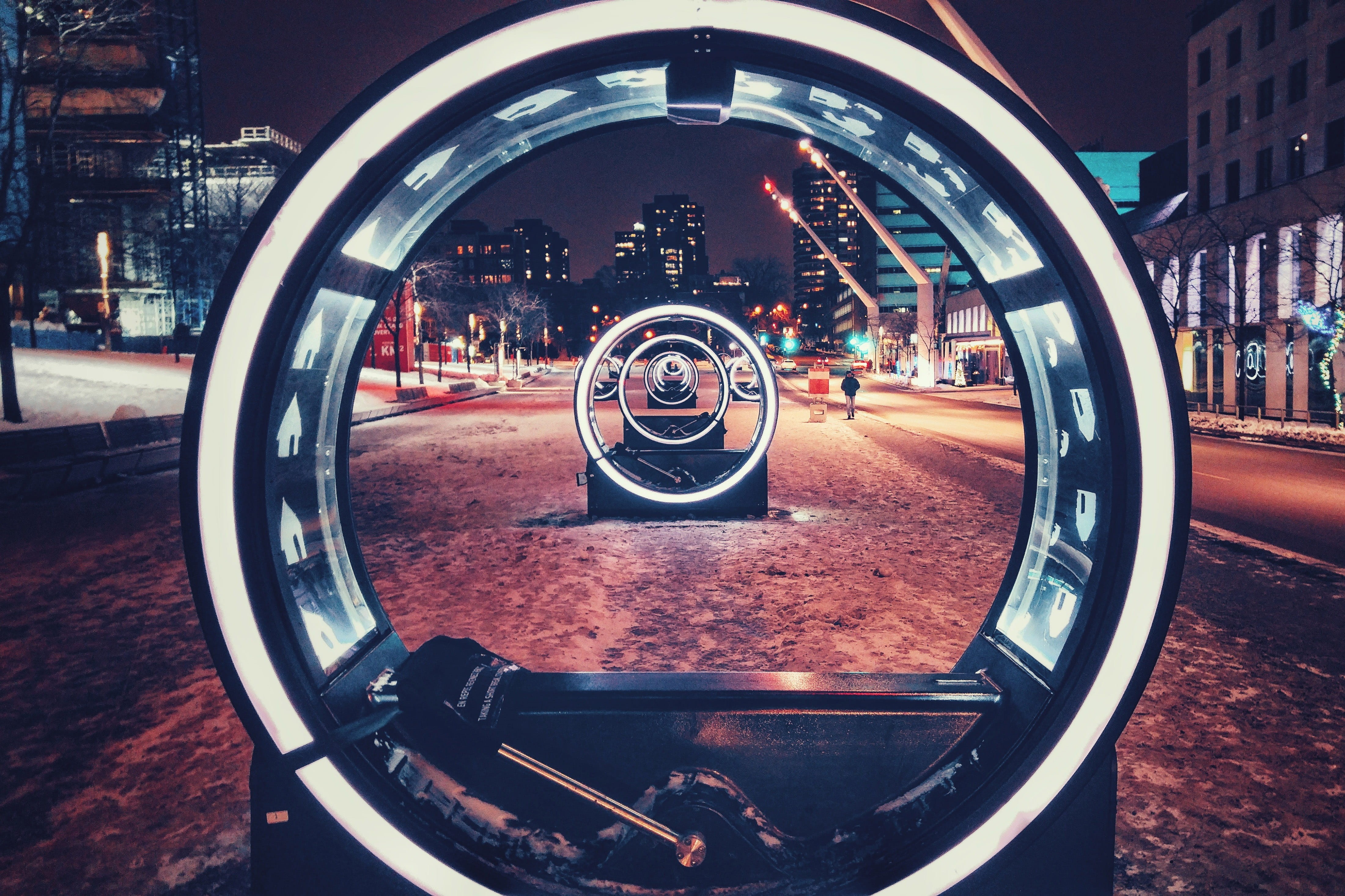 wheel, traffic, circle, reflection, street, 4K, lights, shape, night, close-up, technology, mode of transportation, day, motor vehicle, famous Place, washing machine, HD Wallpaper