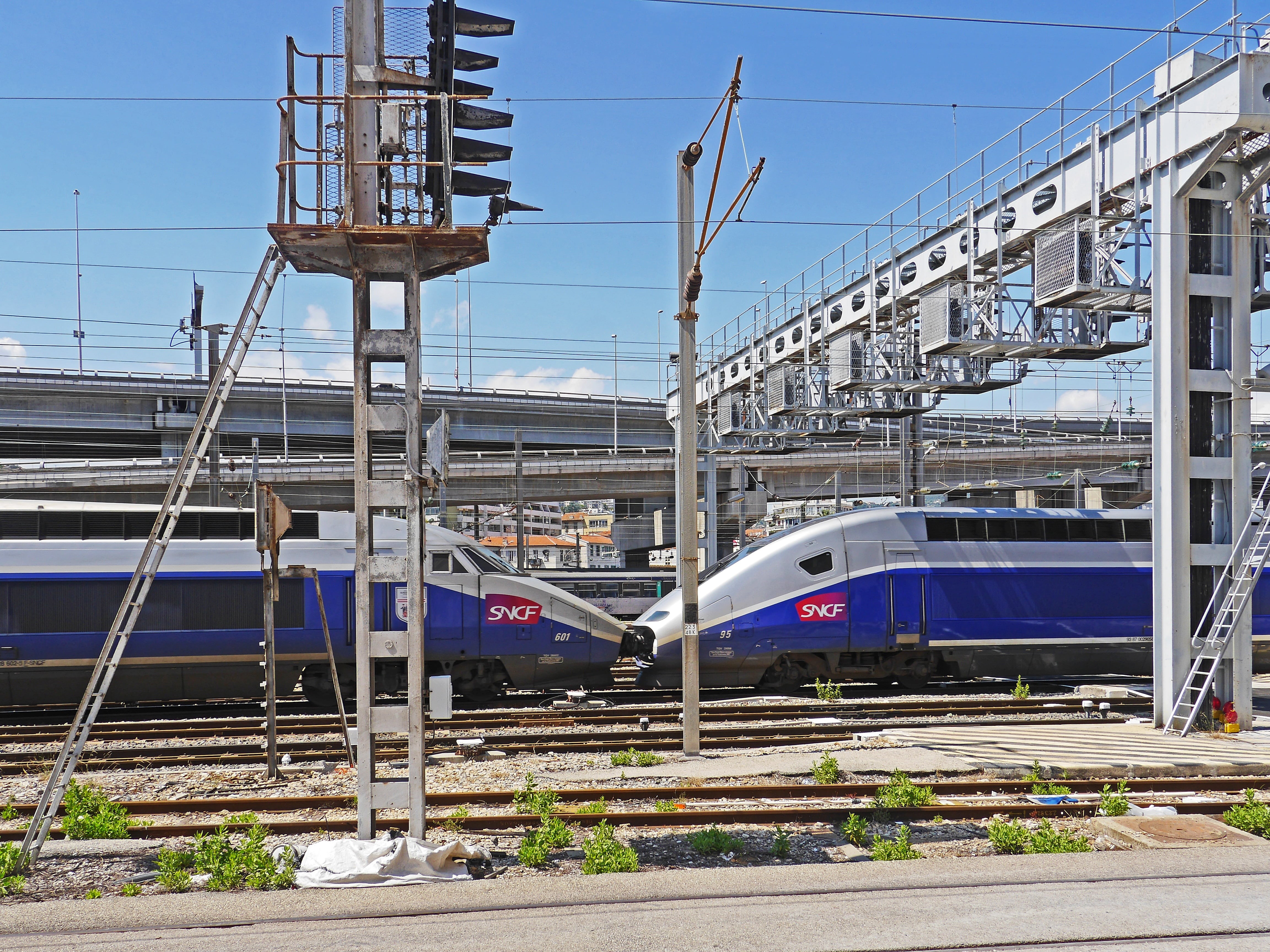 railroad track, pure verkehrstechnik, gare, water, coupled, 4K, sailboat, tgv, electrical multiple unit, transportation, gantry, nautical vessel, access, HD Wallpaper