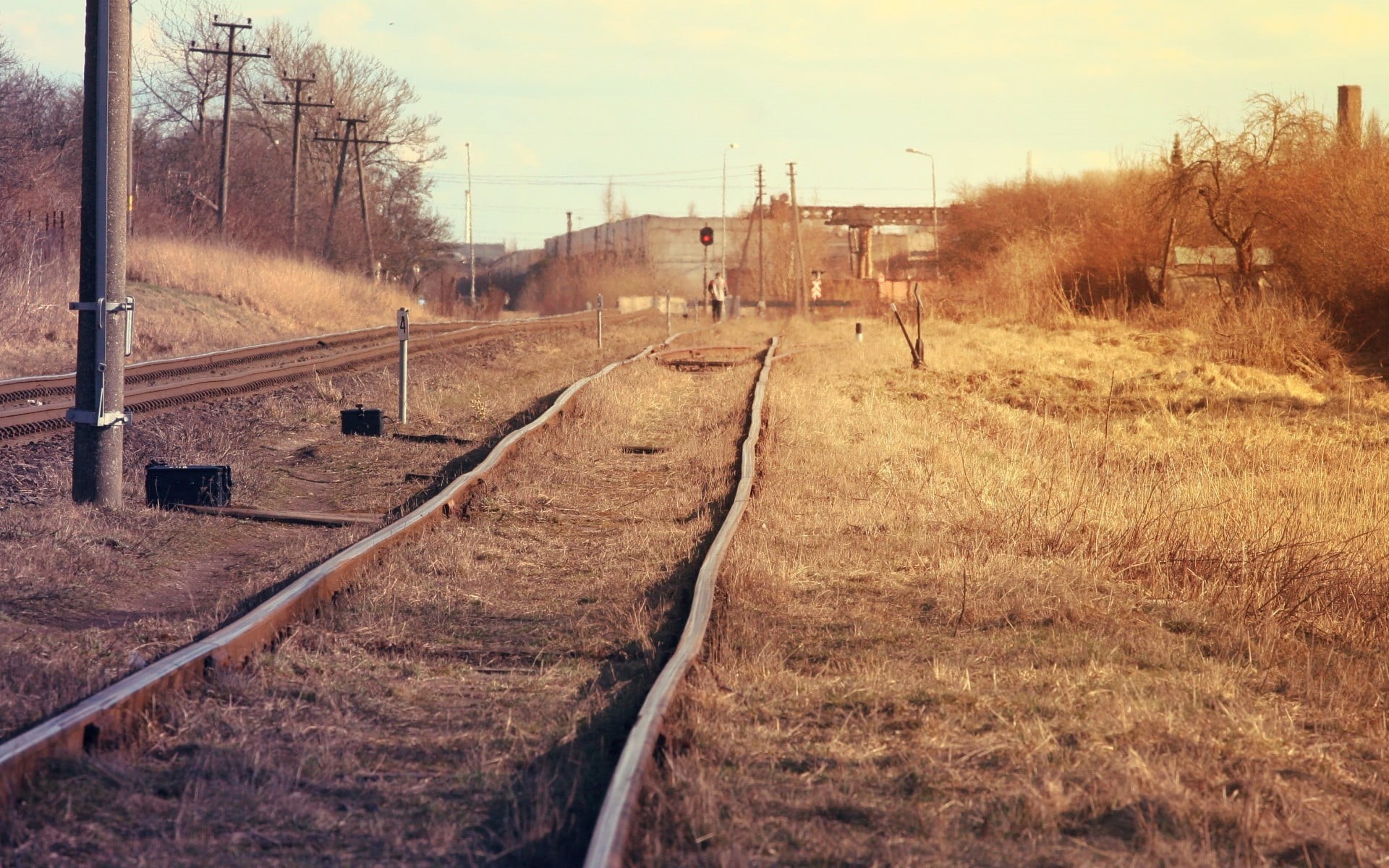 plant, fence, post, brow, 1080P, landscape, field, nature, barrier, track, wooden, transportation, railway, sky, rail transportation, electric, built structure, HD Wallpaper