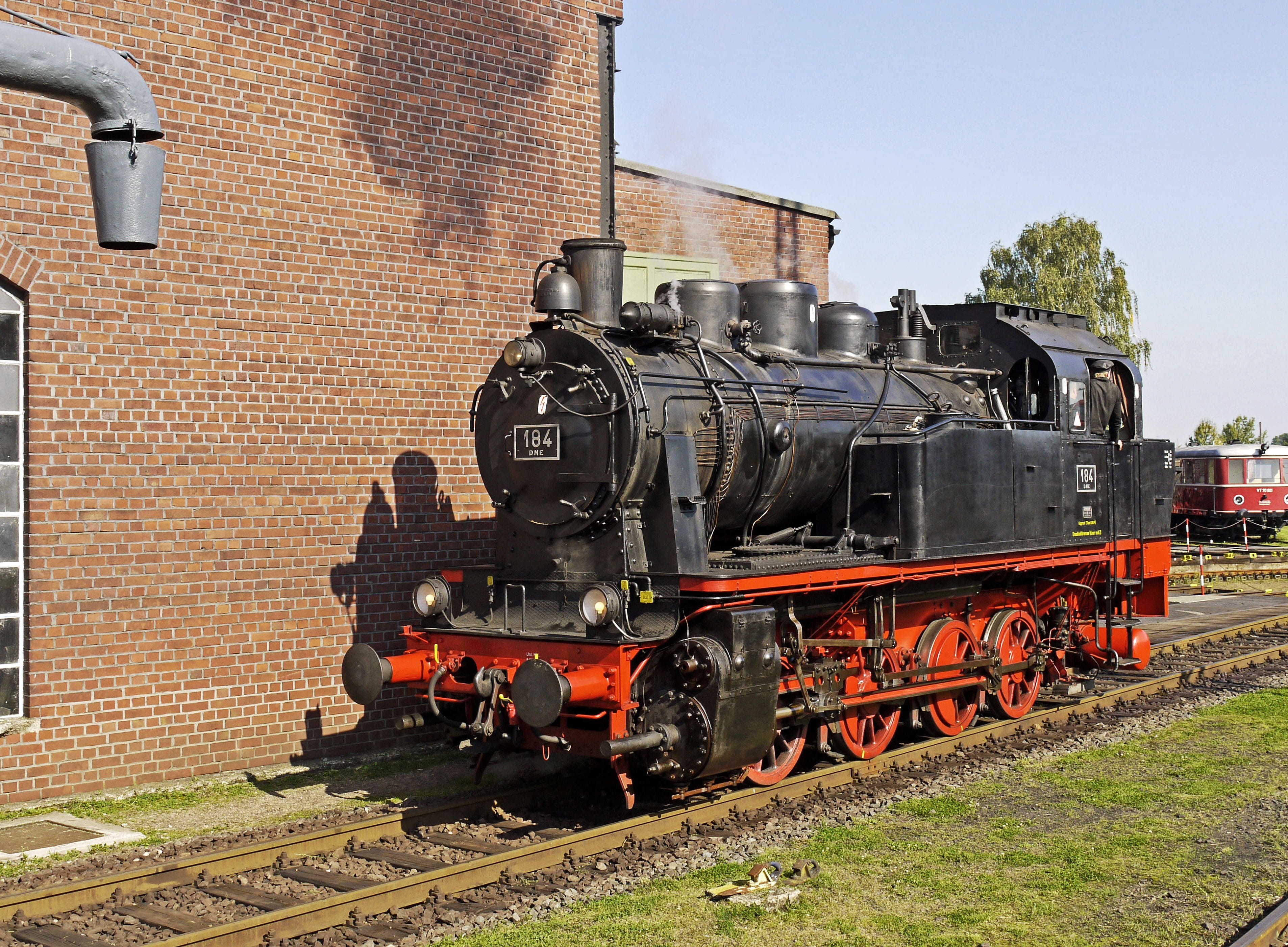 shunting bock, transportation, railroad Track, Steam Locomotive, locomotive, no people, elna4, old, track, outdoors, day, locomotive shed, private railway, HD Wallpaper