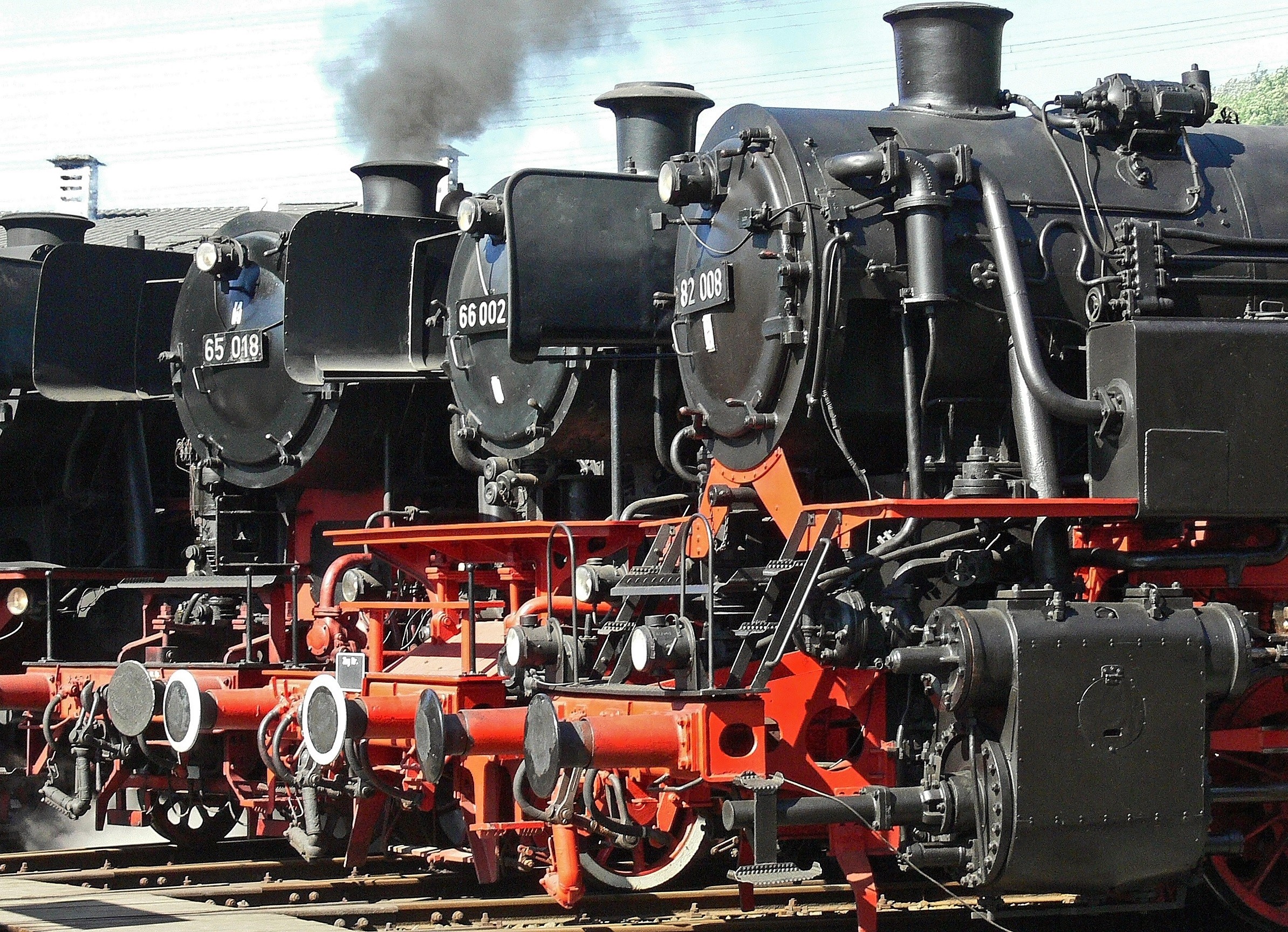 machinery, event, no people, industry, train, engine, day, equipment, parade lineup, rail transportation, br 65, stage, steam locomotive, locomotive parade, HD Wallpaper