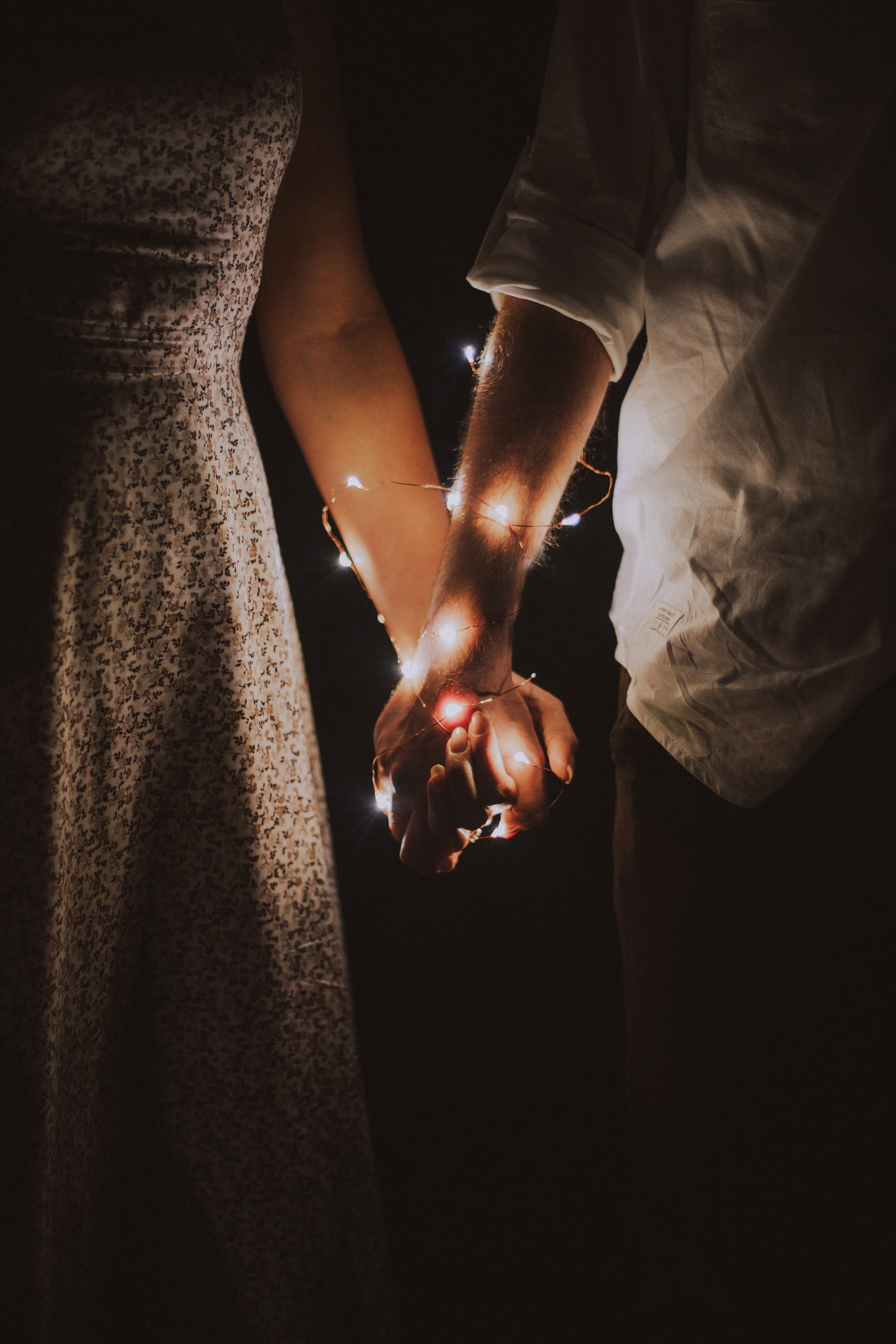 2K, illuminated, close-up, others, unrecognizable person, fashion, wrapped, human hand, body part, string lights, man, human body part, two people, hand, Phone HD Wallpaper