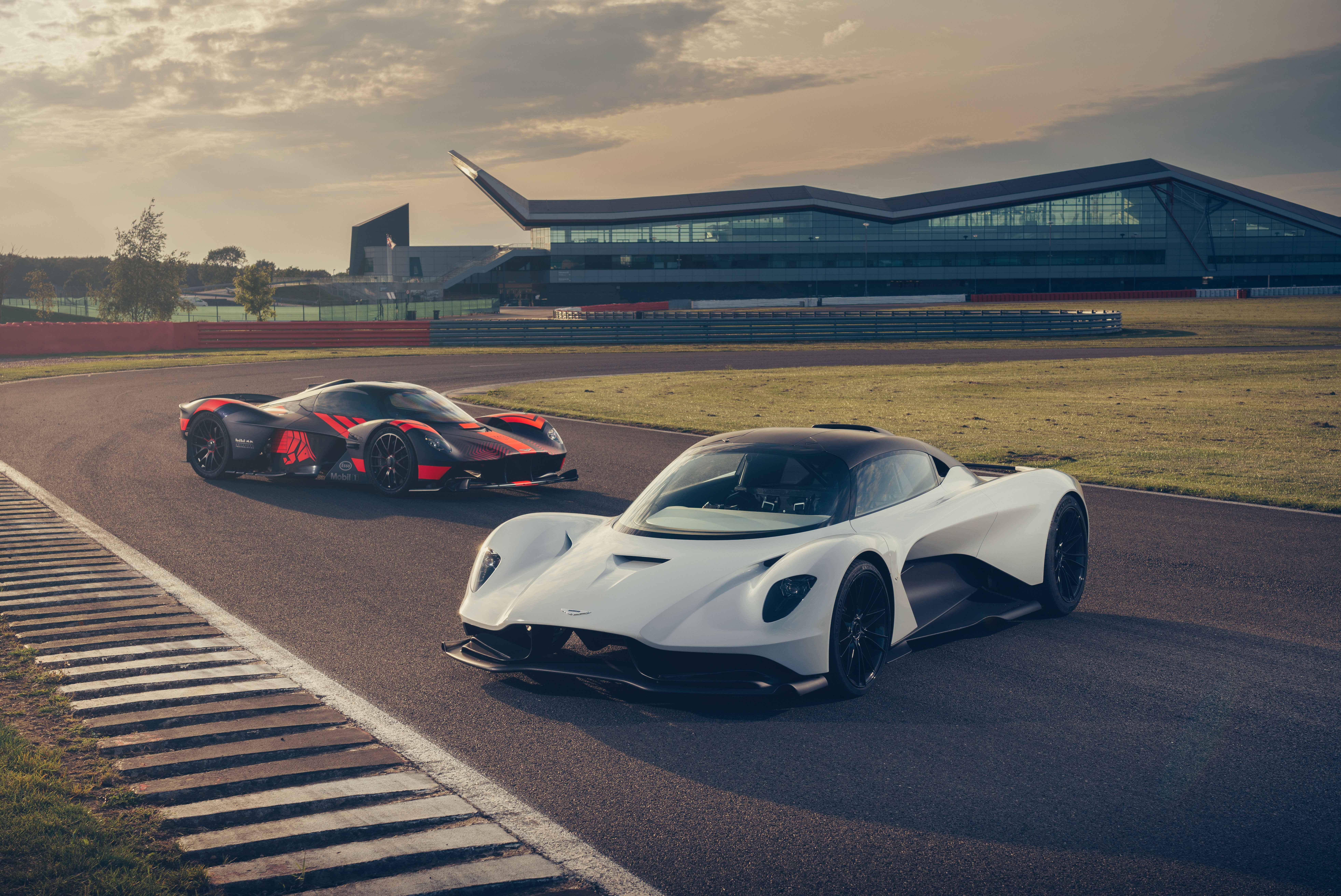 Aston Martin, 8K, supercar, machine, Red Bull Racing, lights, Valhalla, Valkyrie, hypercar, track, HD Wallpaper