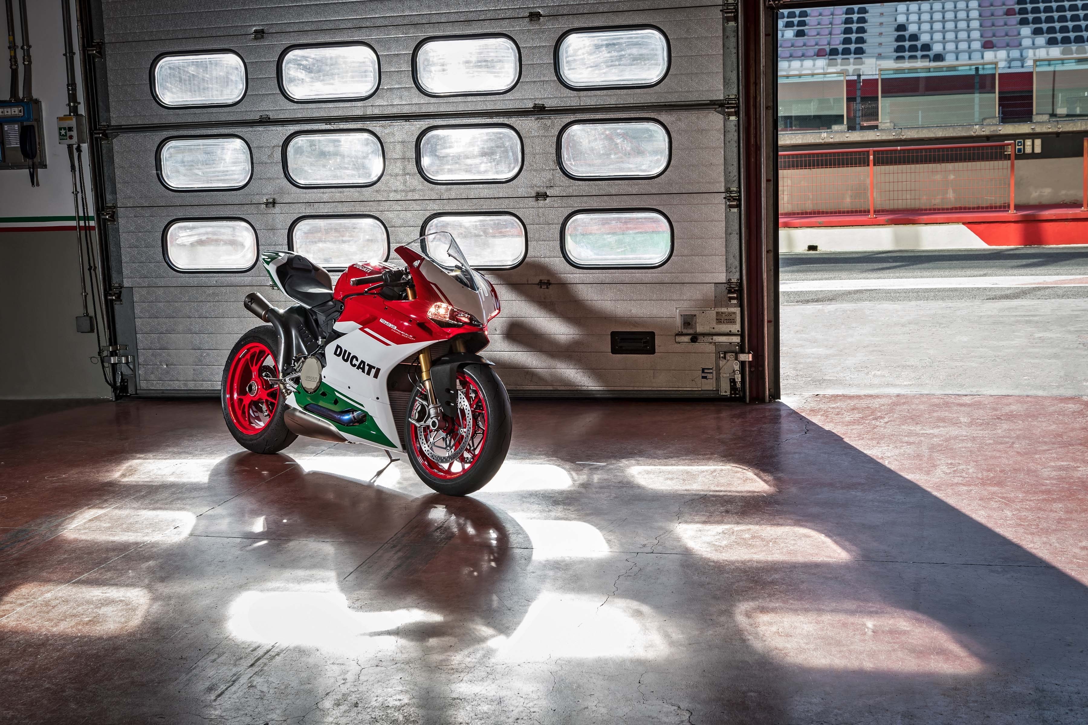 red, sports, white, ducati, Ducati 1299 Panigale R Final Edition, 4K, 2K, bike, HD Wallpaper