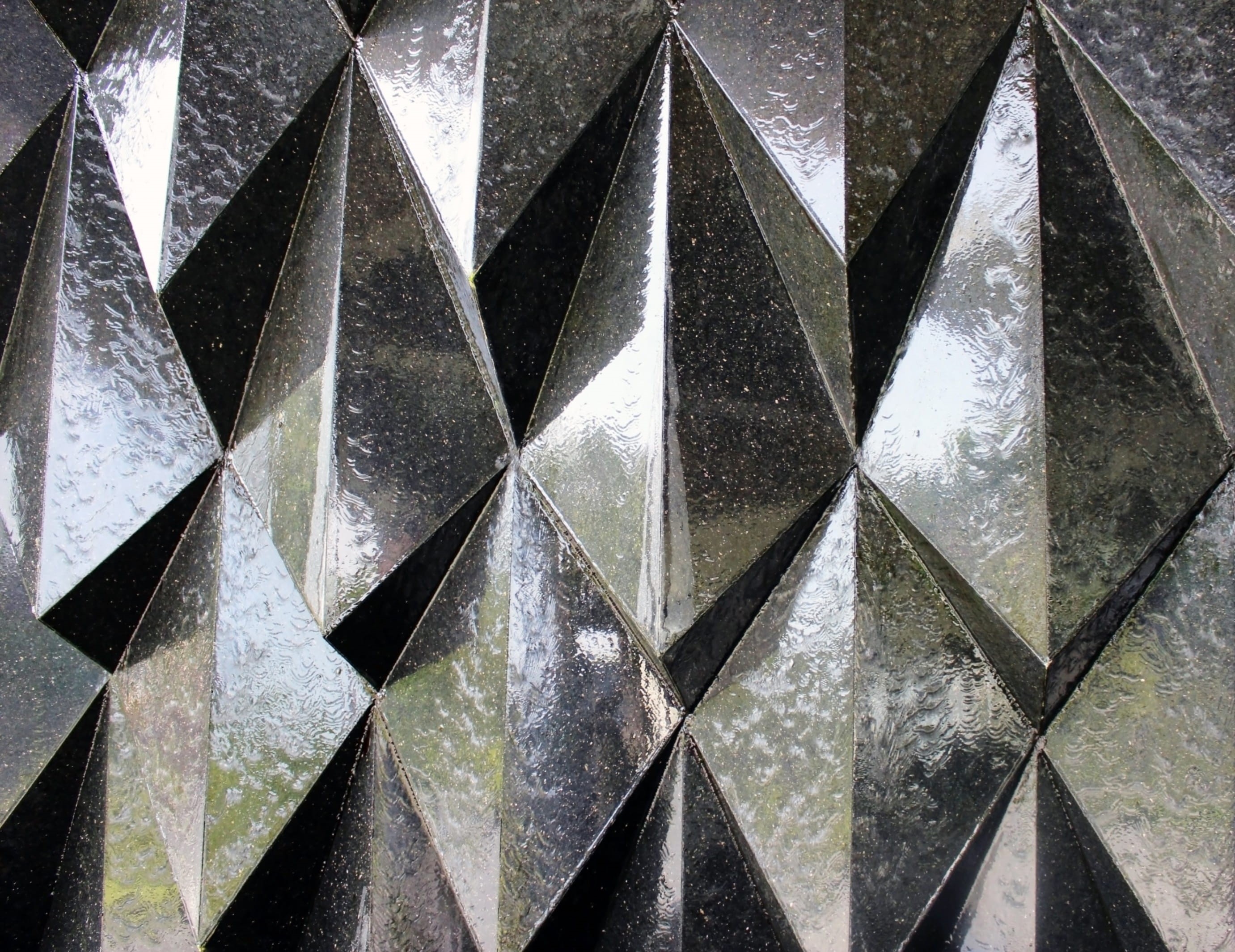 surface, black, triangle, triangle shape, close-up, shapes, geometric shape, indoors, angles, repetition, full frame, gray, backgrounds, pointed, still life, HD Wallpaper