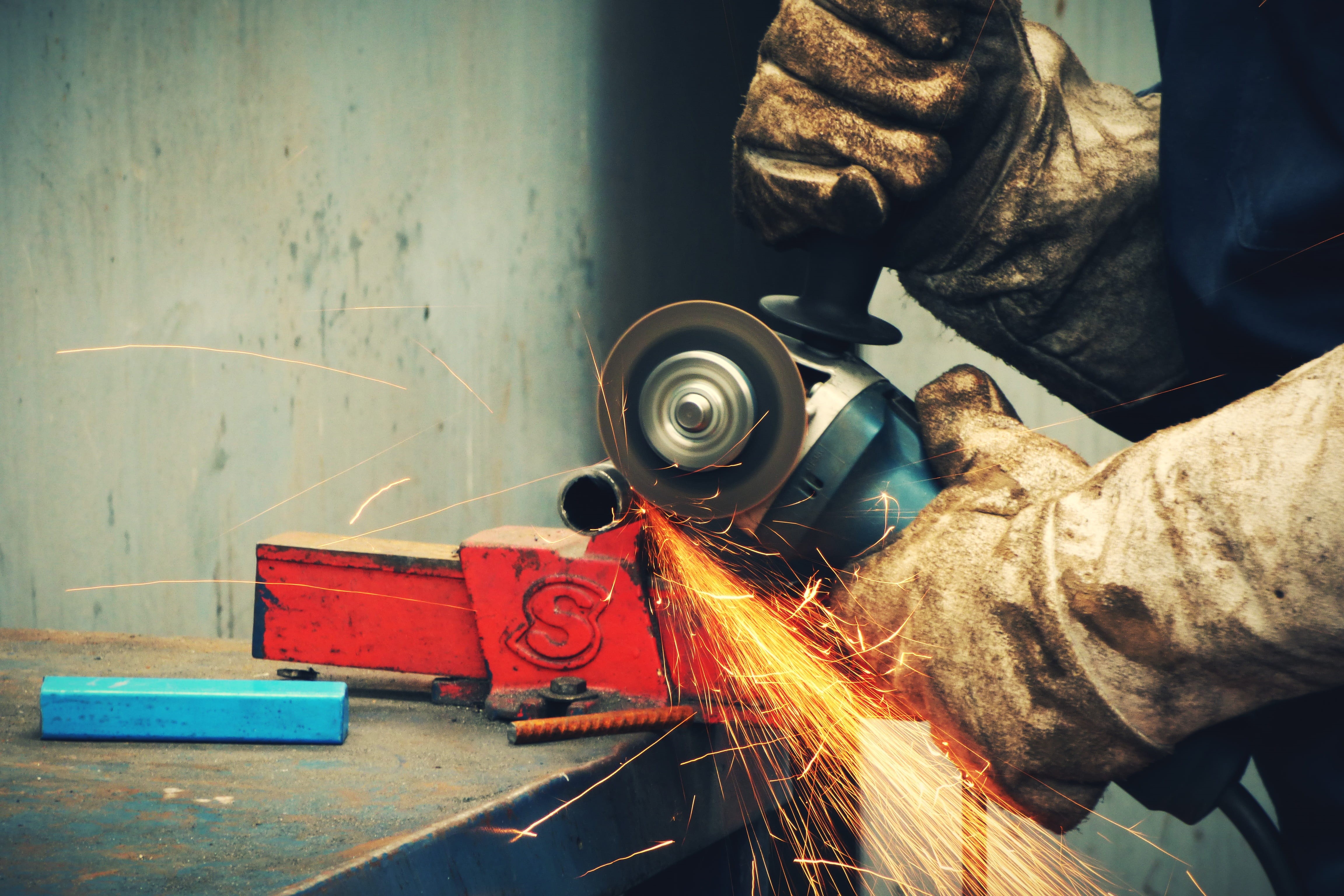 motion, glove, real people, equipment, holding, spark, work, metal industry, one person, protective glove, working, hand, person, bar, skill, welding, sparks, HD Wallpaper