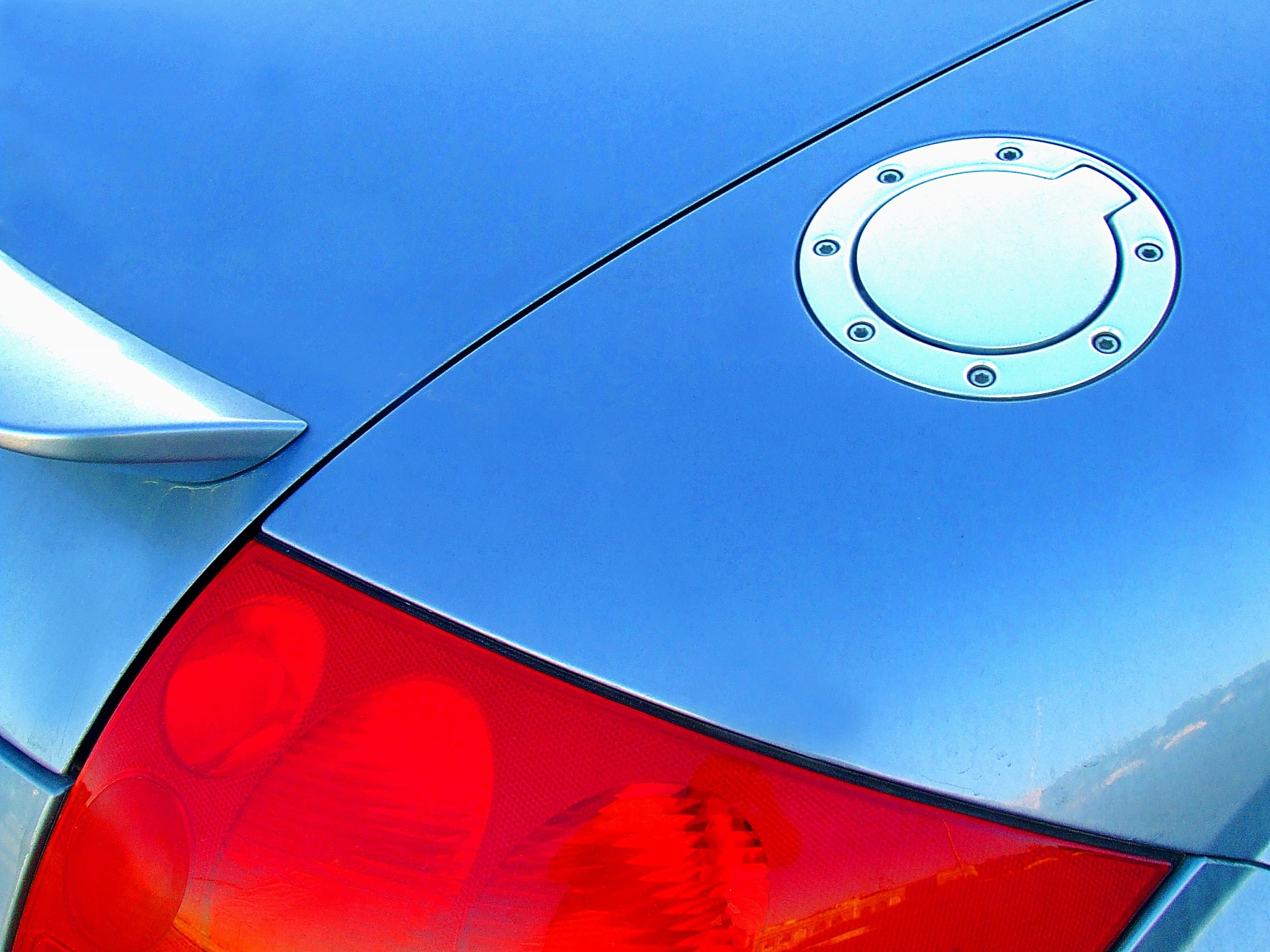 clear sky, gas, luxury, transport, round, petrol, powerful, blue, low angle view, car fuel filler, motor, modern, shape, sports, rear, car fuel cap, red, HD Wallpaper
