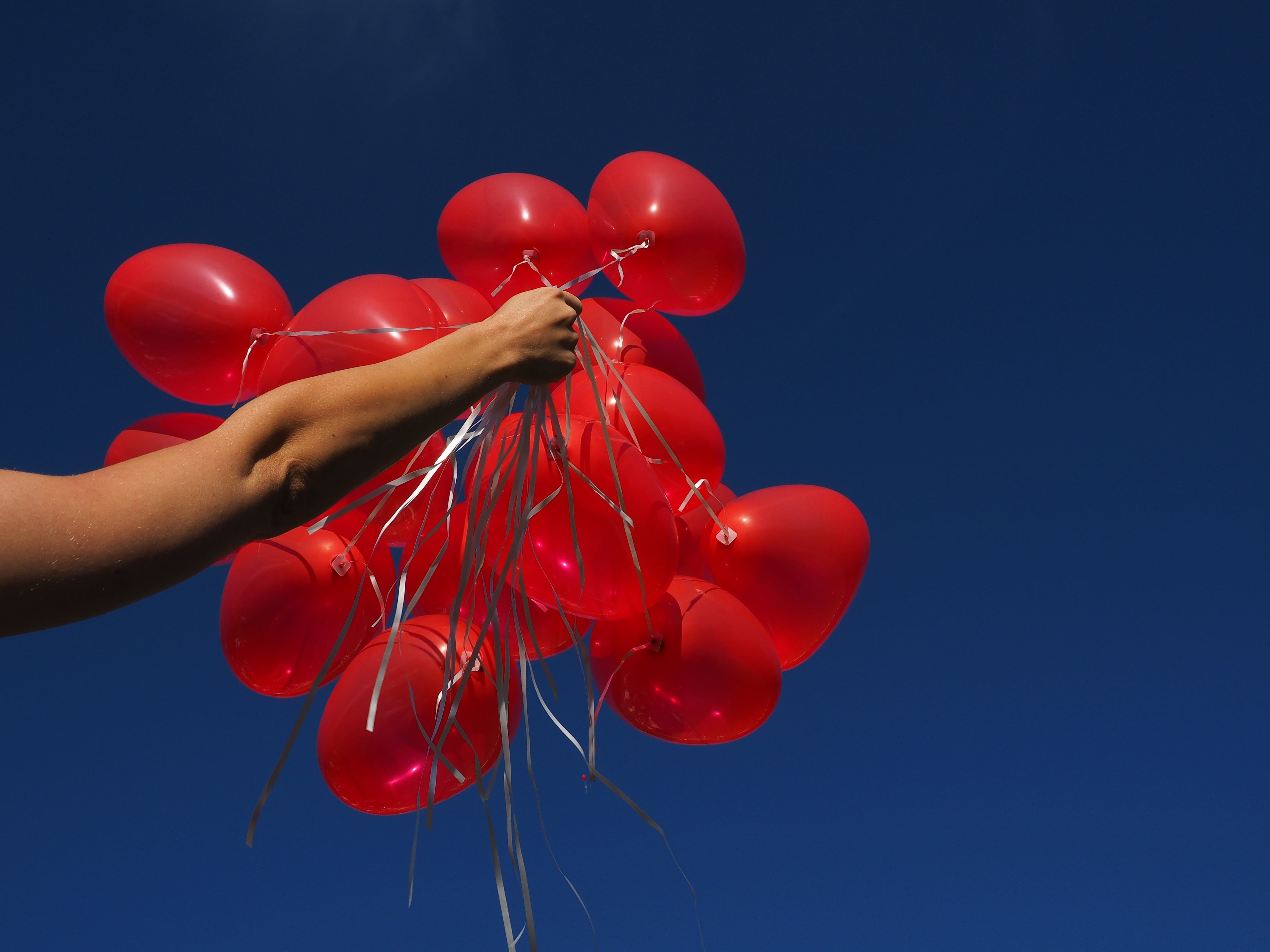 holding, arm, day, romance, congratulations, balloons, human limb, relationship, heart, congratulation, women, fly, human body part, rise, red, love, celebration, HD Wallpaper