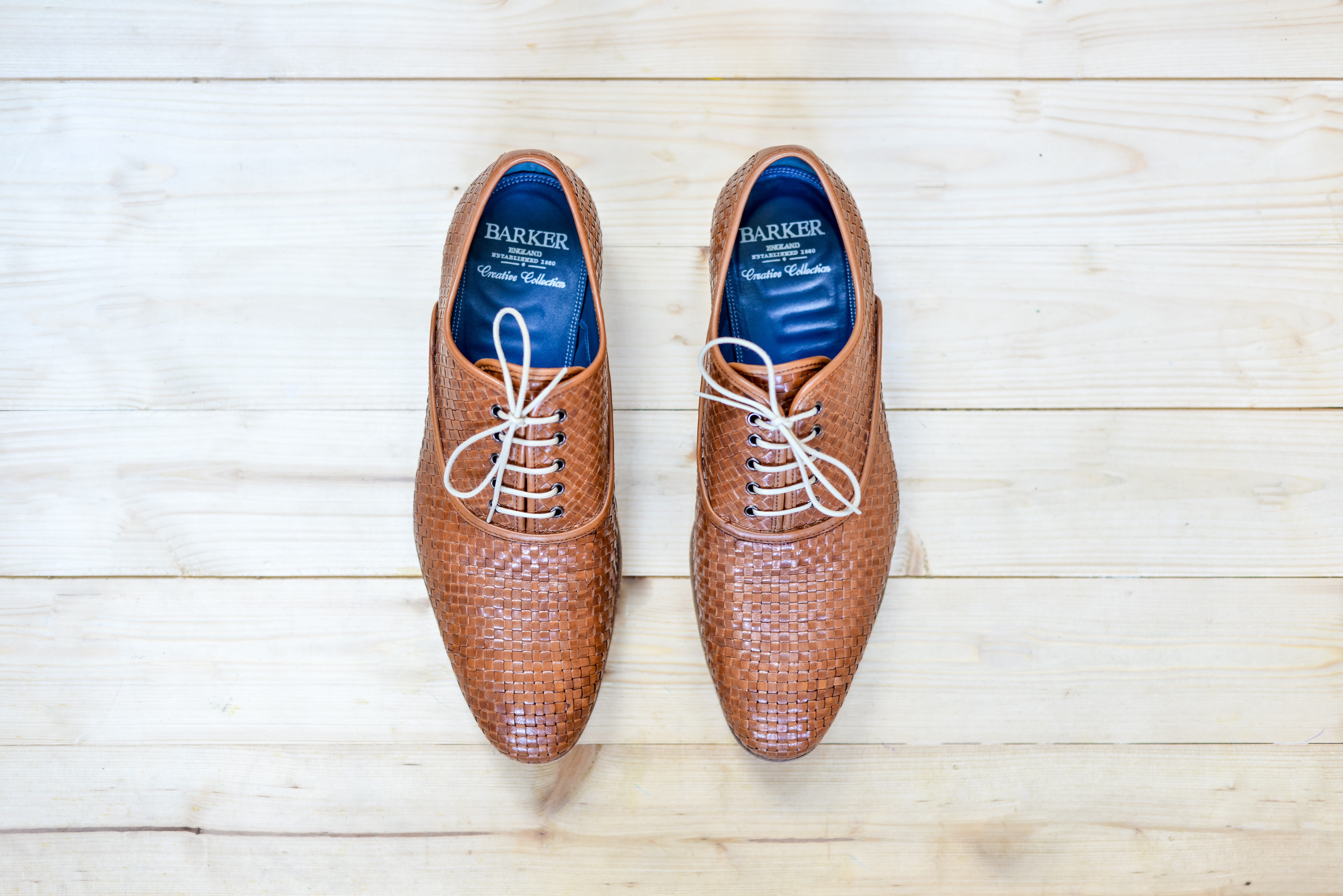 pair, brown, personal accessory, fashion, dress shoes, high angle view, 5K, stylish, shiny, blue, table, absence, compatibility, close-up, plaited, shoe, HD Wallpaper