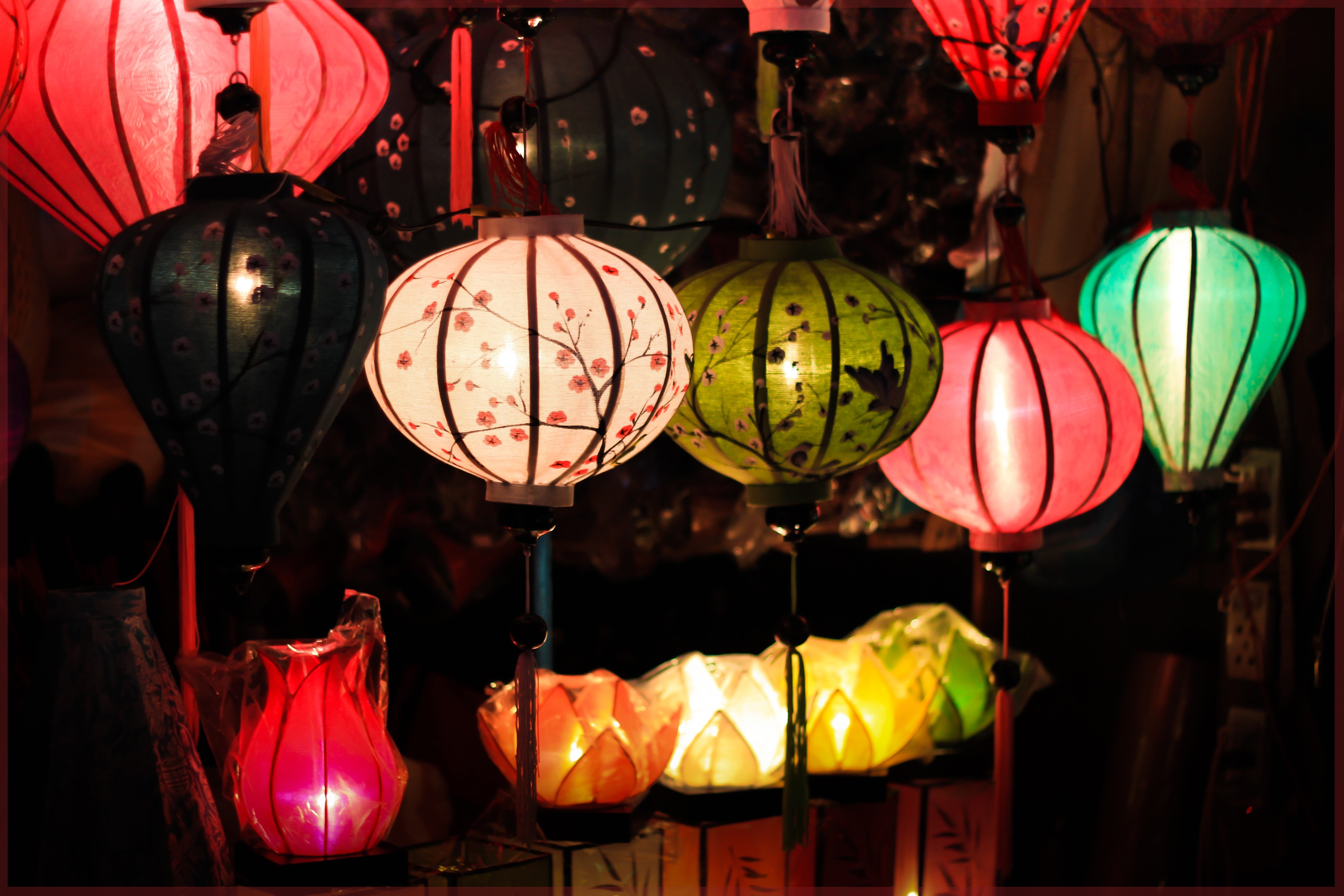 chinese Lantern, retail, chinese New Year, hanging, Tourism, multi Colored, new, culture, heritage, paper Lantern, glowing, choice, large group of objects, HD Wallpaper