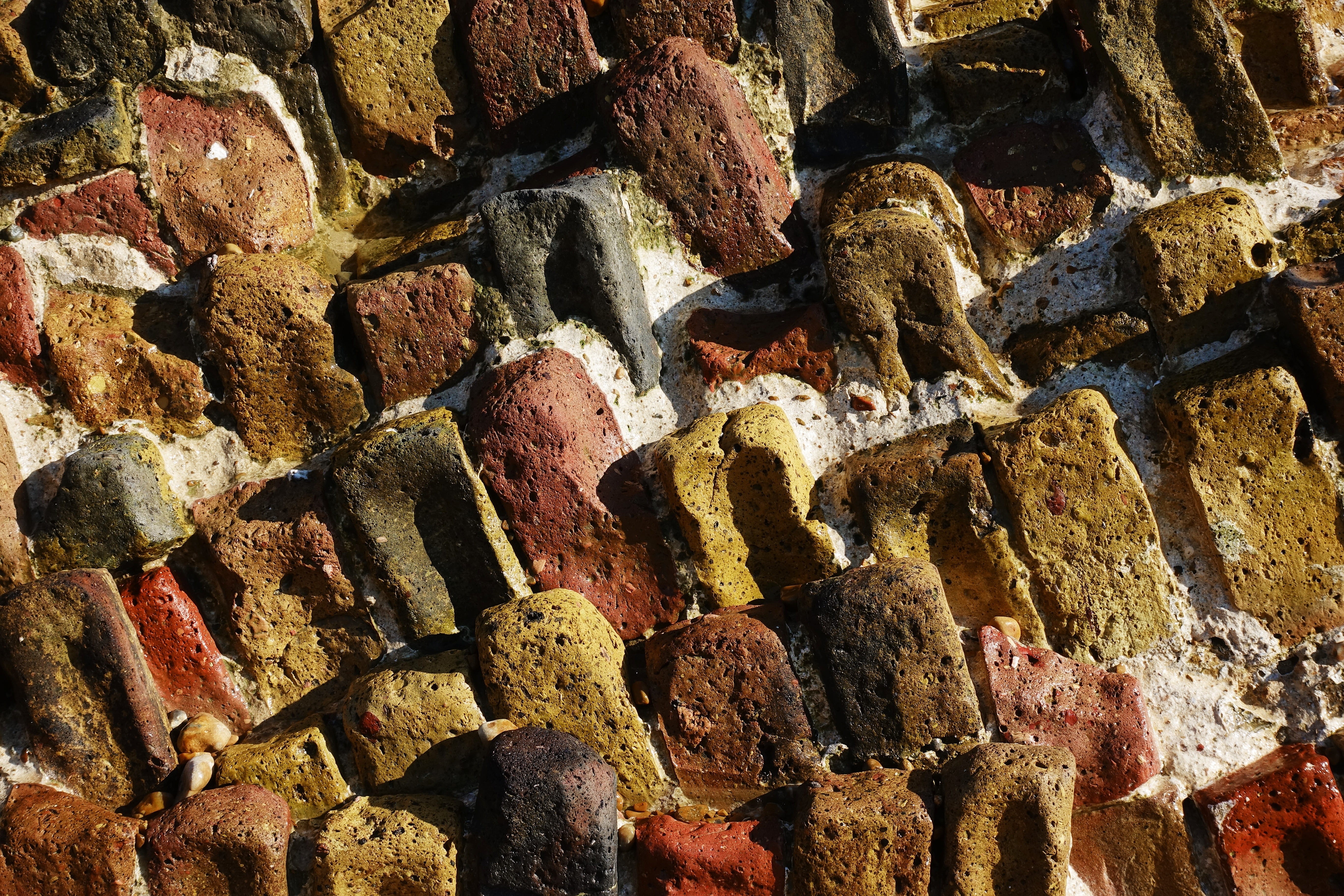 day, backgrounds, rough, red, art and craft, the past, wall - building feature, outdoors, worn, erosion, built structure, textured, nature, rock - object, HD Wallpaper