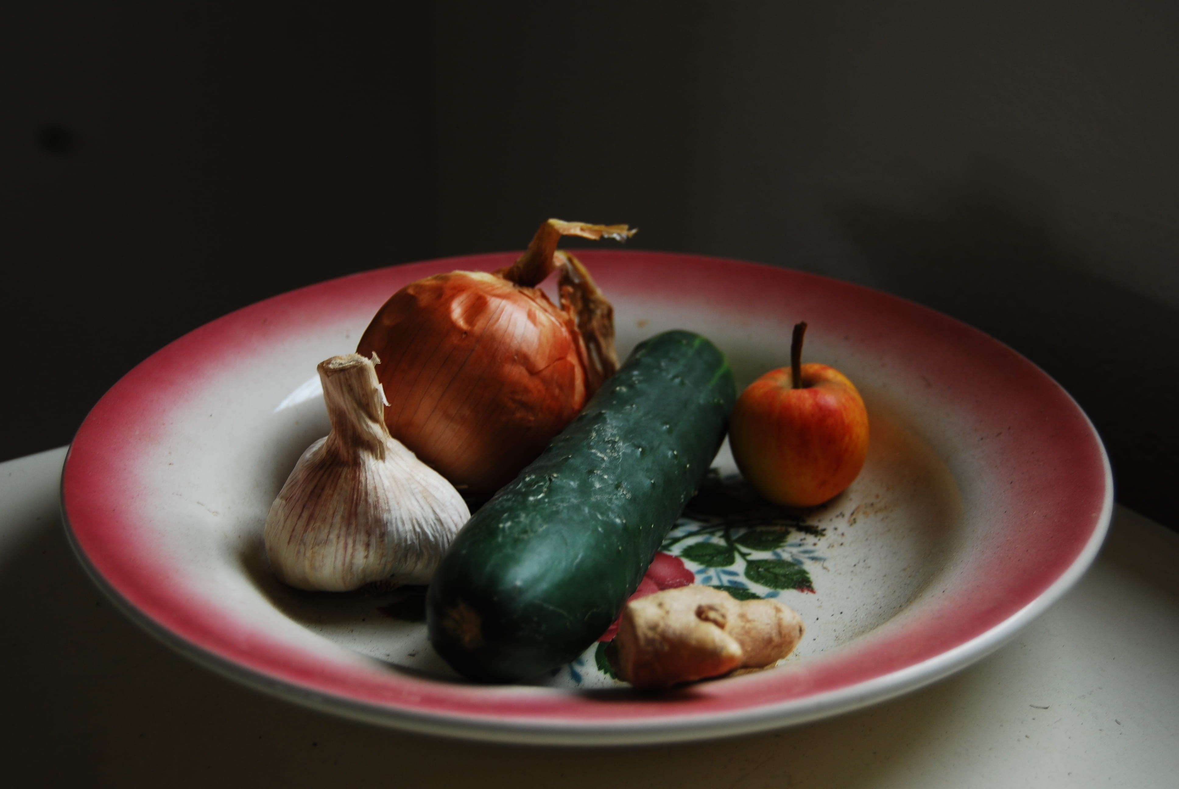 ready-to-eat, 4K, wellbeing, vegetables, cucumber, Still Life, white, plate, healthy Eating, table, freshness, no people, round, vegetable, focus on foreground, HD Wallpaper