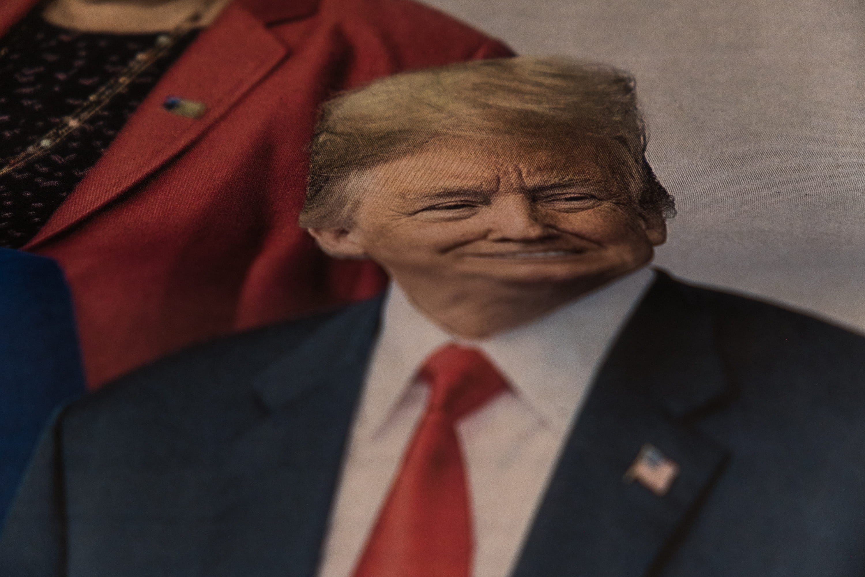 blend, business, portrait, well-dressed, front view, president, indoors, deformed, business person, 2K, beautiful, american, headshot, focus on foreground, HD Wallpaper