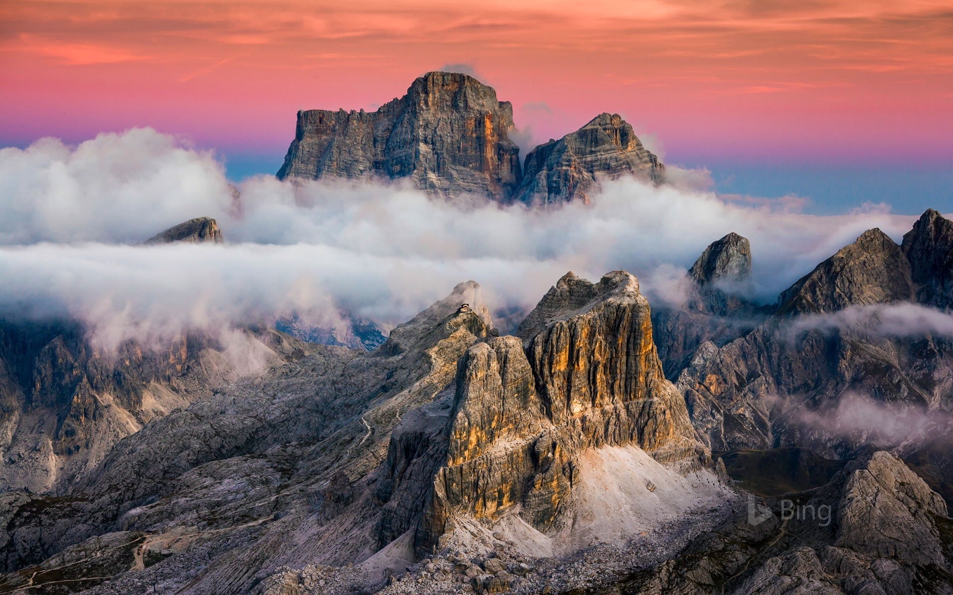 rock formation, non-urban scene, beauty in nature, mountain, smoke - physical structure, geology, cortina, cloud - sky, sky, land, no people, landscape, HD Wallpaper