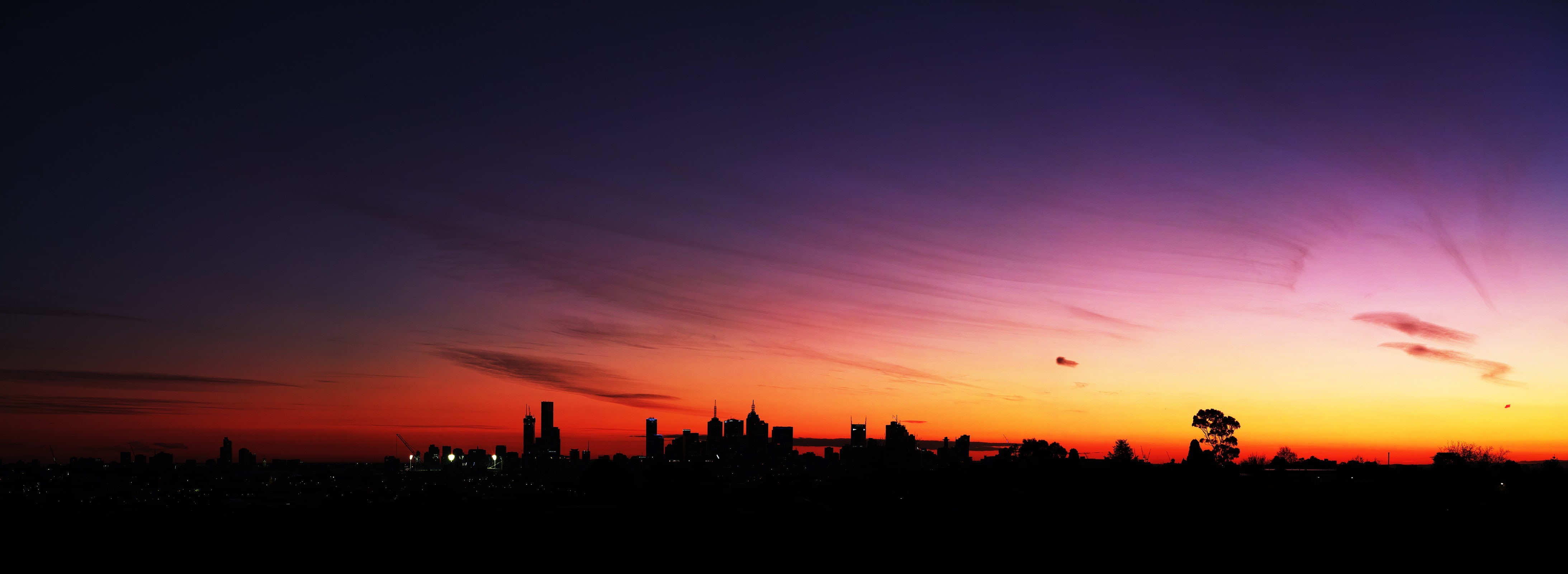 built structure, dark, no people, Melbourne, cityscape, silhouette, sunset, cloud - sky, nature, beauty in nature, landscape, copy space, sunlight, building exterior, HD Wallpaper