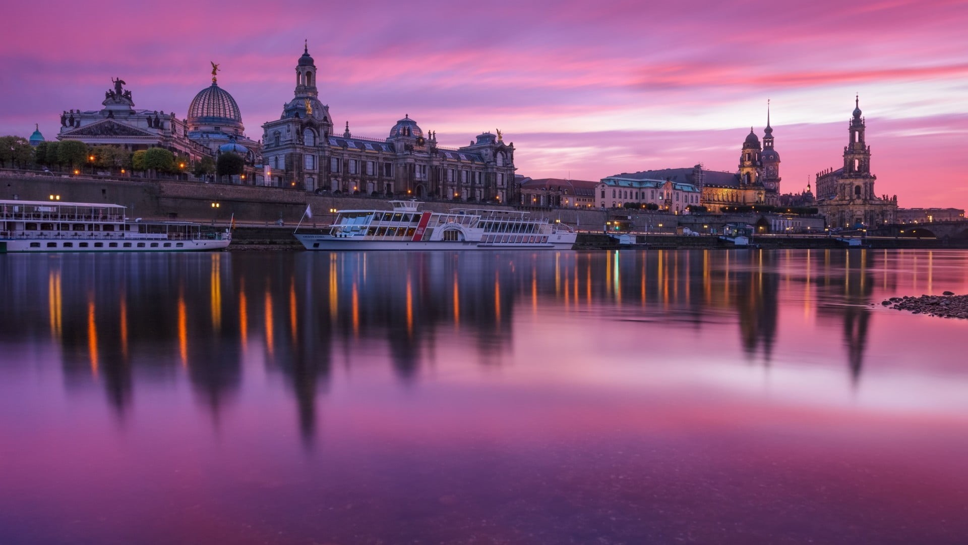 building exterior, Dresden, architecture, cathedral, built structure, trees, religion, travel destinations, cloud - sky, body, stones, sculpture, tower, HD Wallpaper