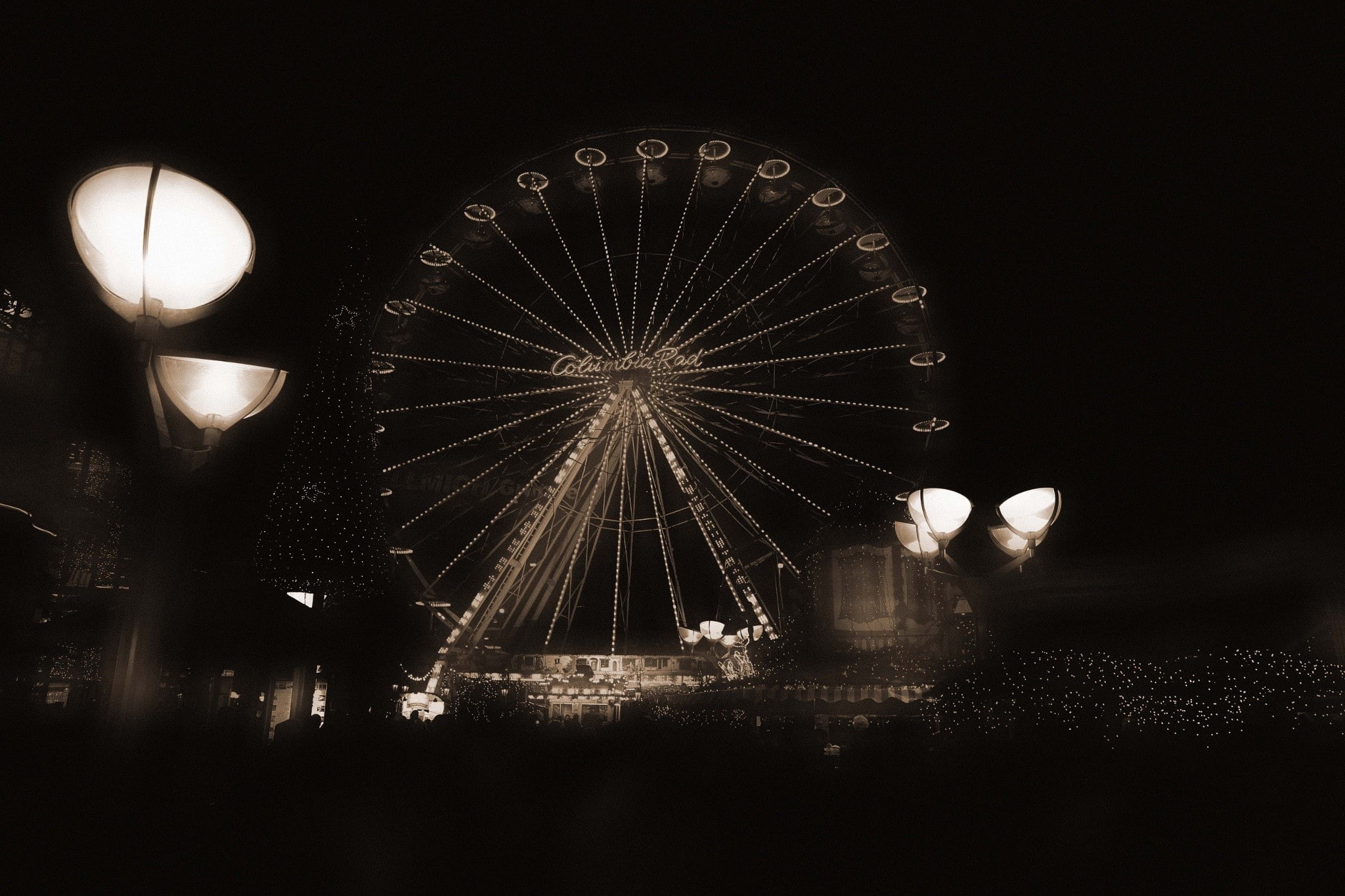 ferris wheel, traveling carnival, nature, arts culture and entertainment, shape, lighting equipment, circle, nightlife, sepia, amusement park, glowing, HD Wallpaper