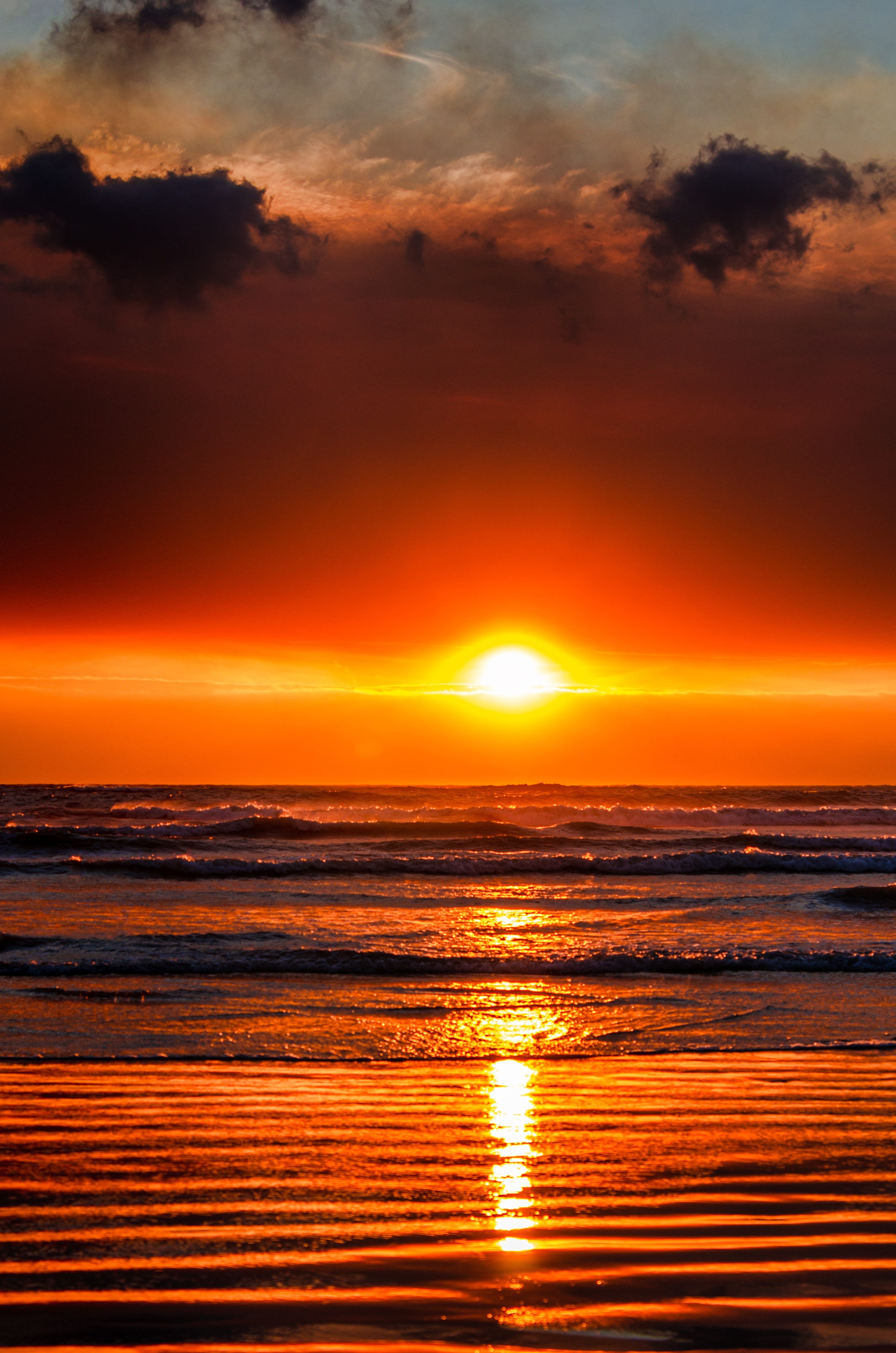 meditation, beach, beauty in nature, 4K, outdoors, sky, no people, dusk, scenics - nature, ocean, sand, orange, summer, orange color, cloud - sky, water, Phone HD Wallpaper